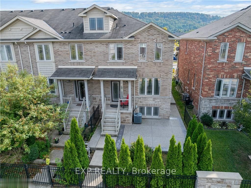 6 Chestnut Drive 16, Grimsby, ON L3M 0C4 photo 3