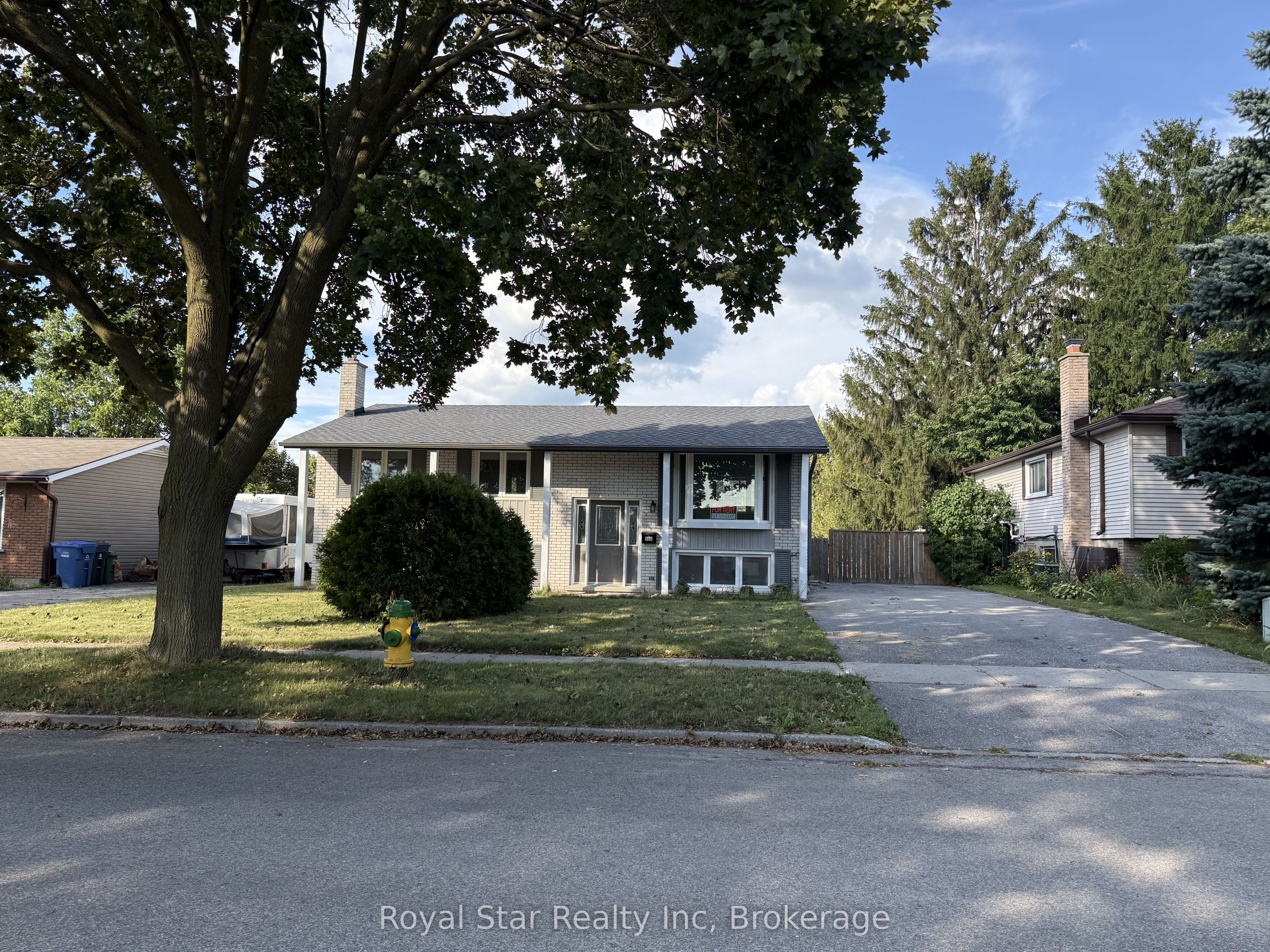 150 Applewood Crescent, Guelph, ON N1H 6B7