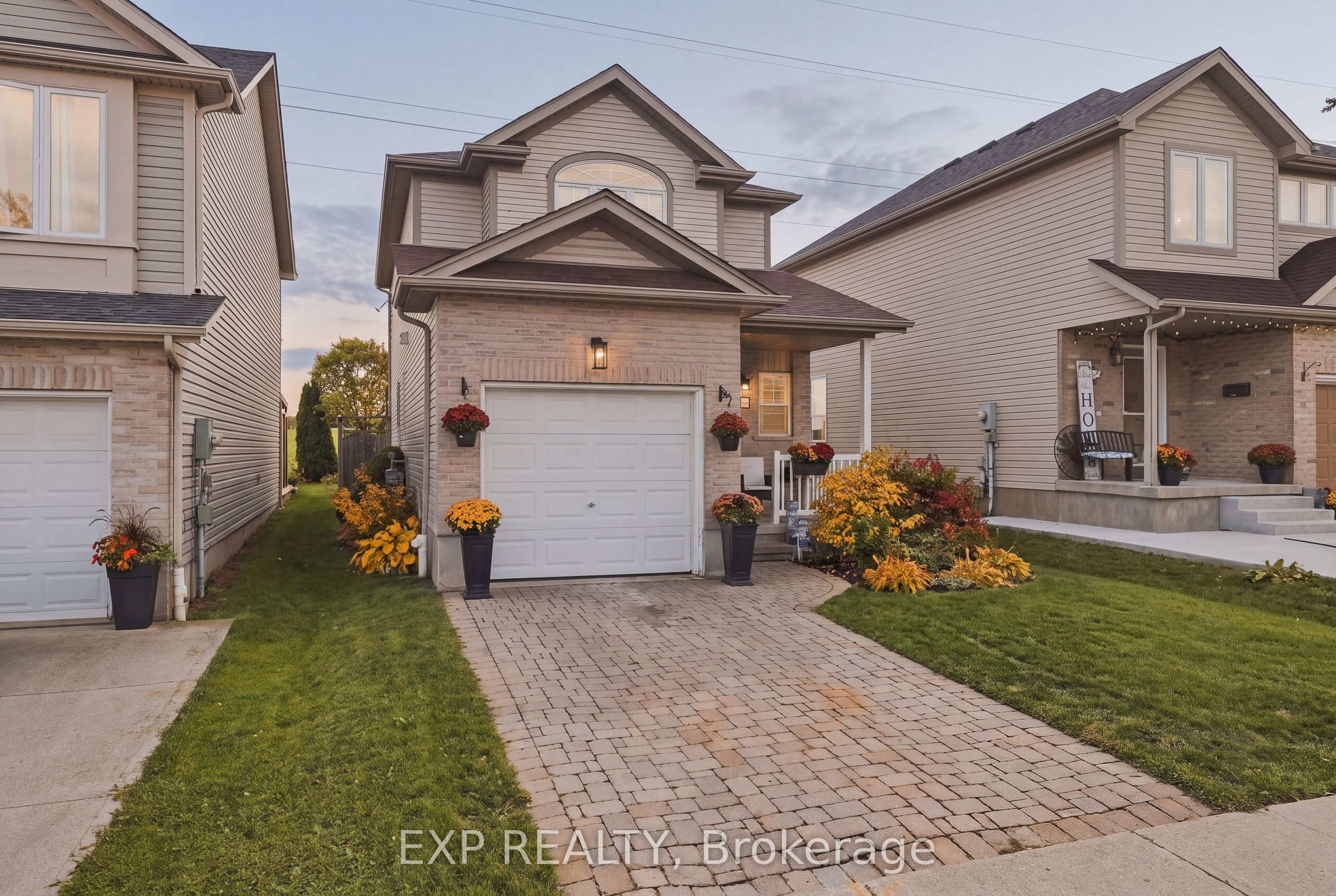 116 Henhoeffer Crescent, Kitchener, ON N2E 4H3 photo 3
