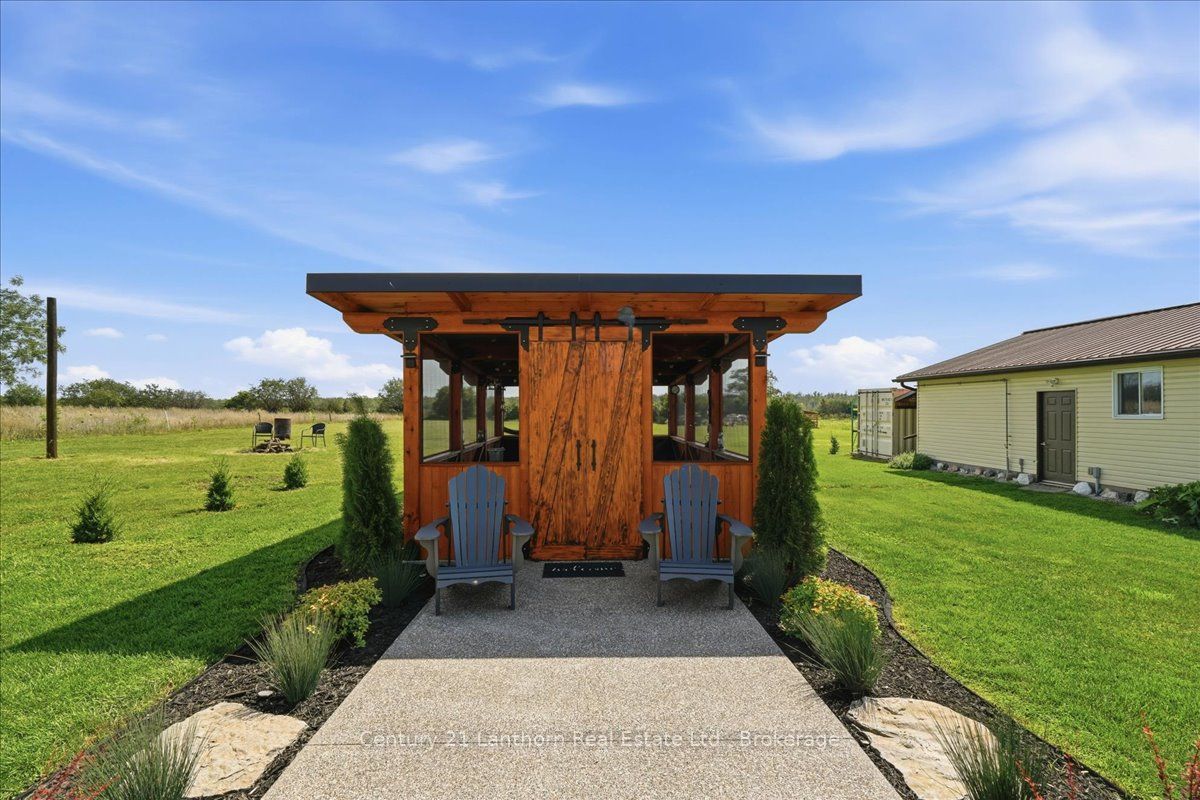 1039 Christian Road, Prince Edward County, ON K0K 1G0 photo 5