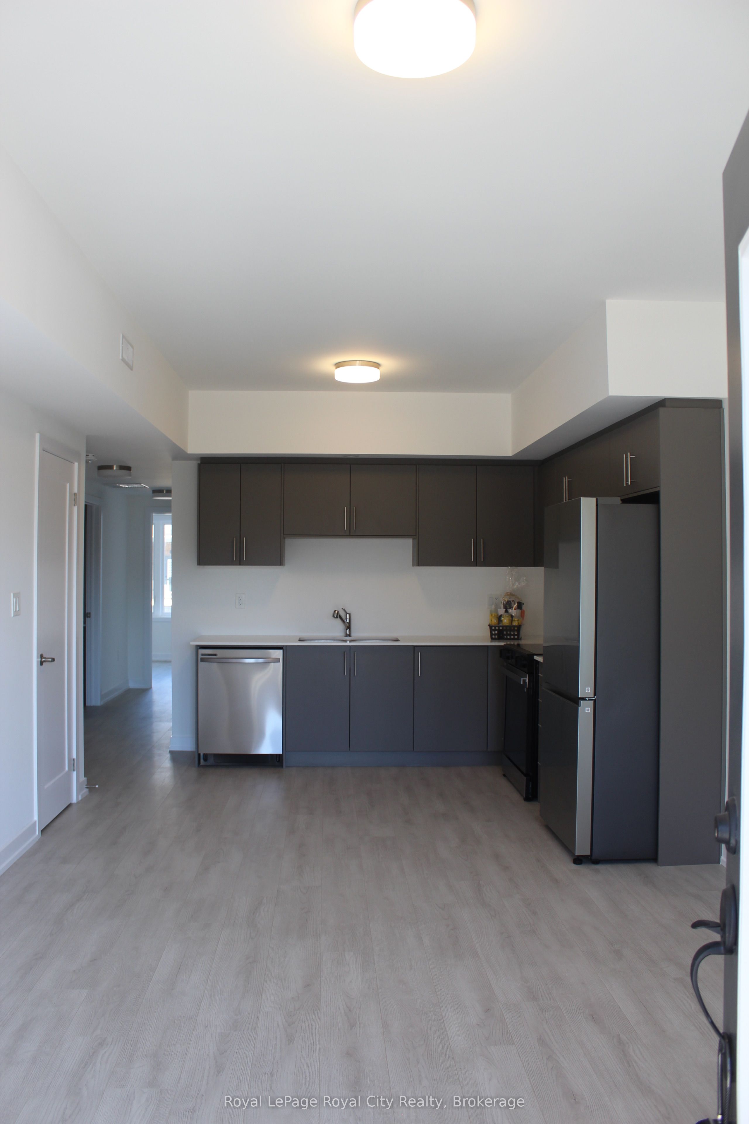 42 Lowes Road W 64, Guelph, ON N1G 0H6 photo 3