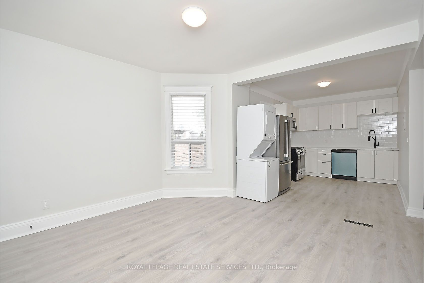 47 Emerald Street N Upper, Hamilton, ON L8L 5K2 photo 3