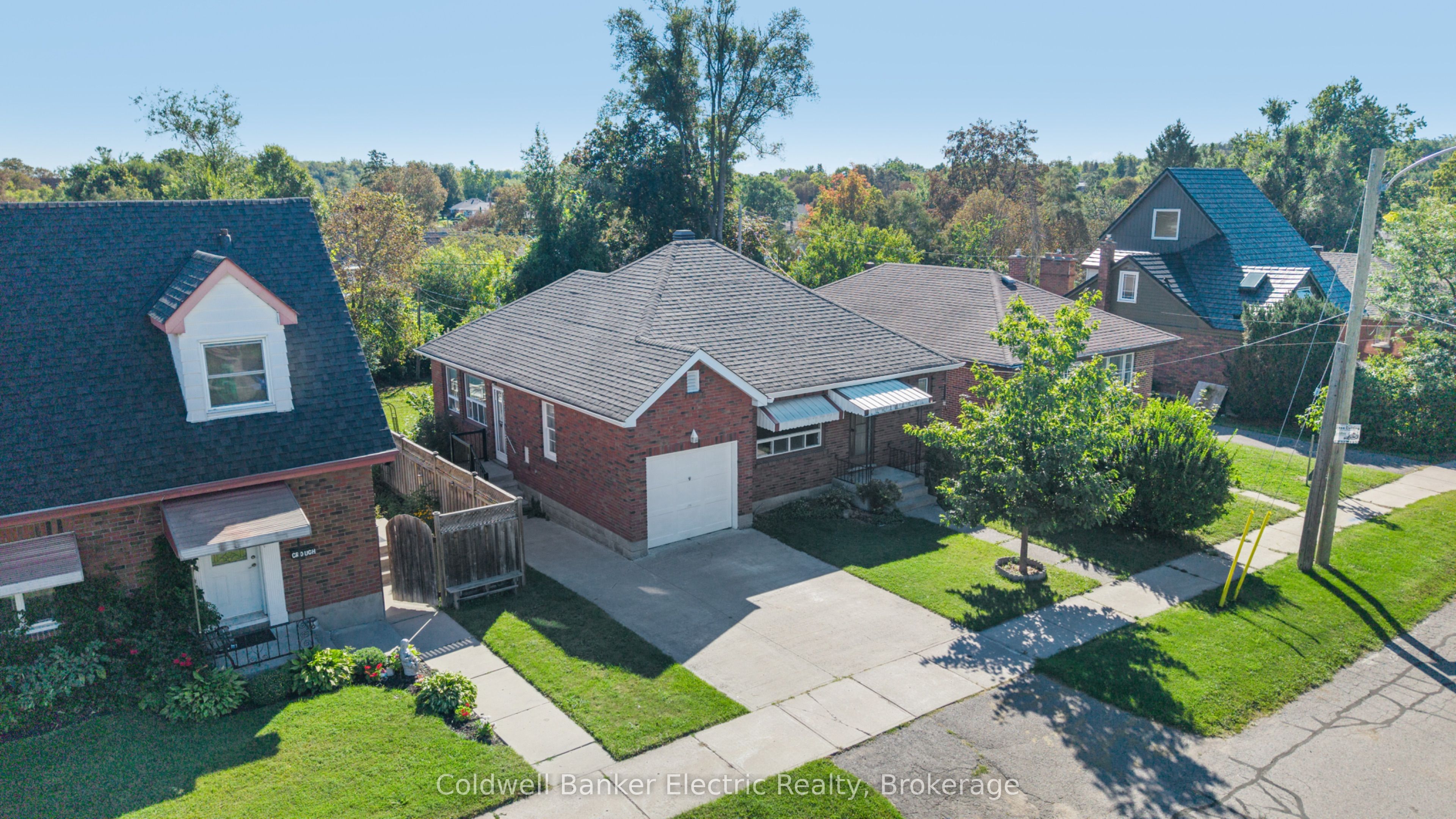 792 Curtis Road, Peterborough, ON K9H 2E7 photo 2