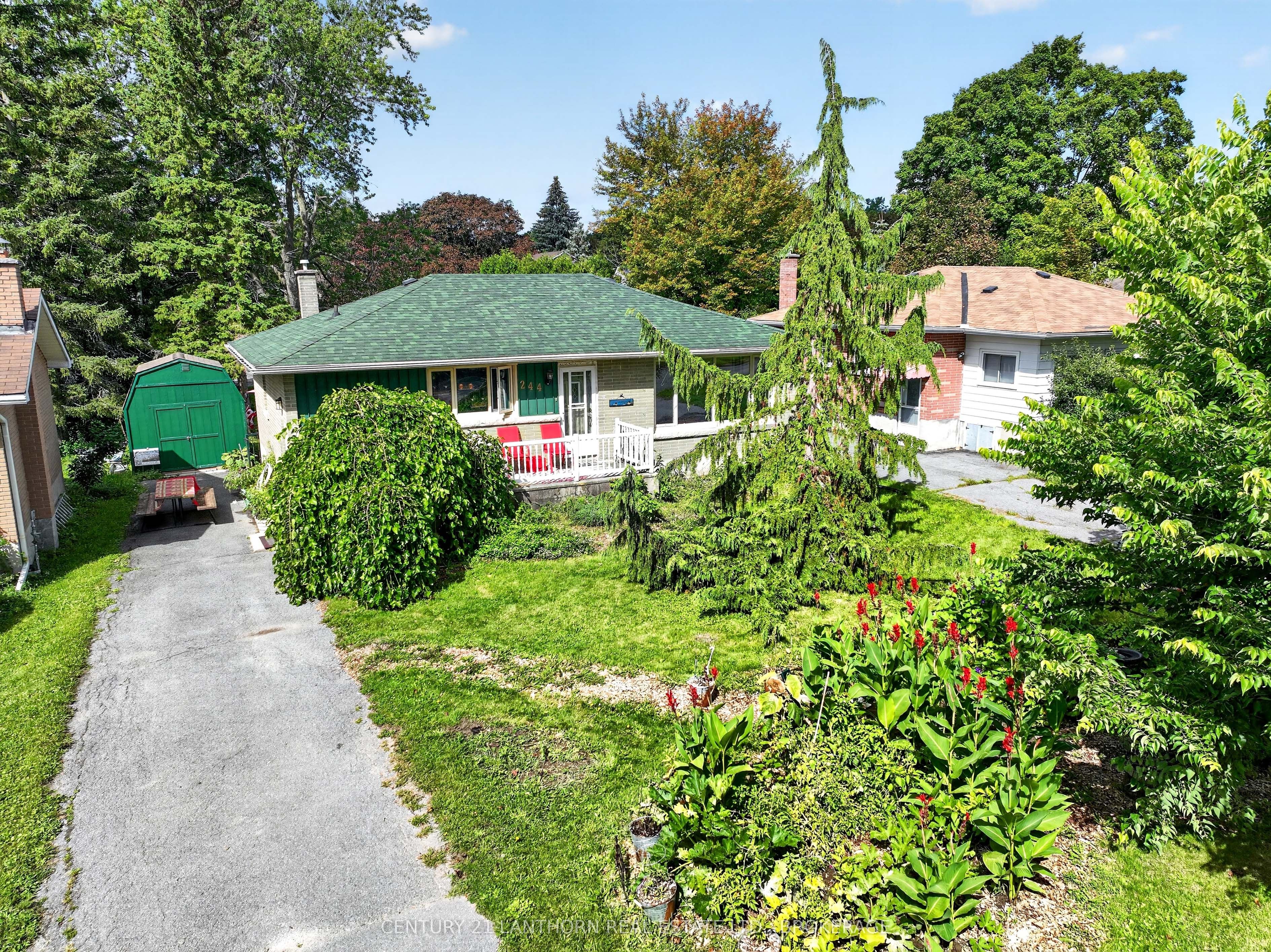 244 Yonge Street, Kingston, ON K7M 1G5 photo 2