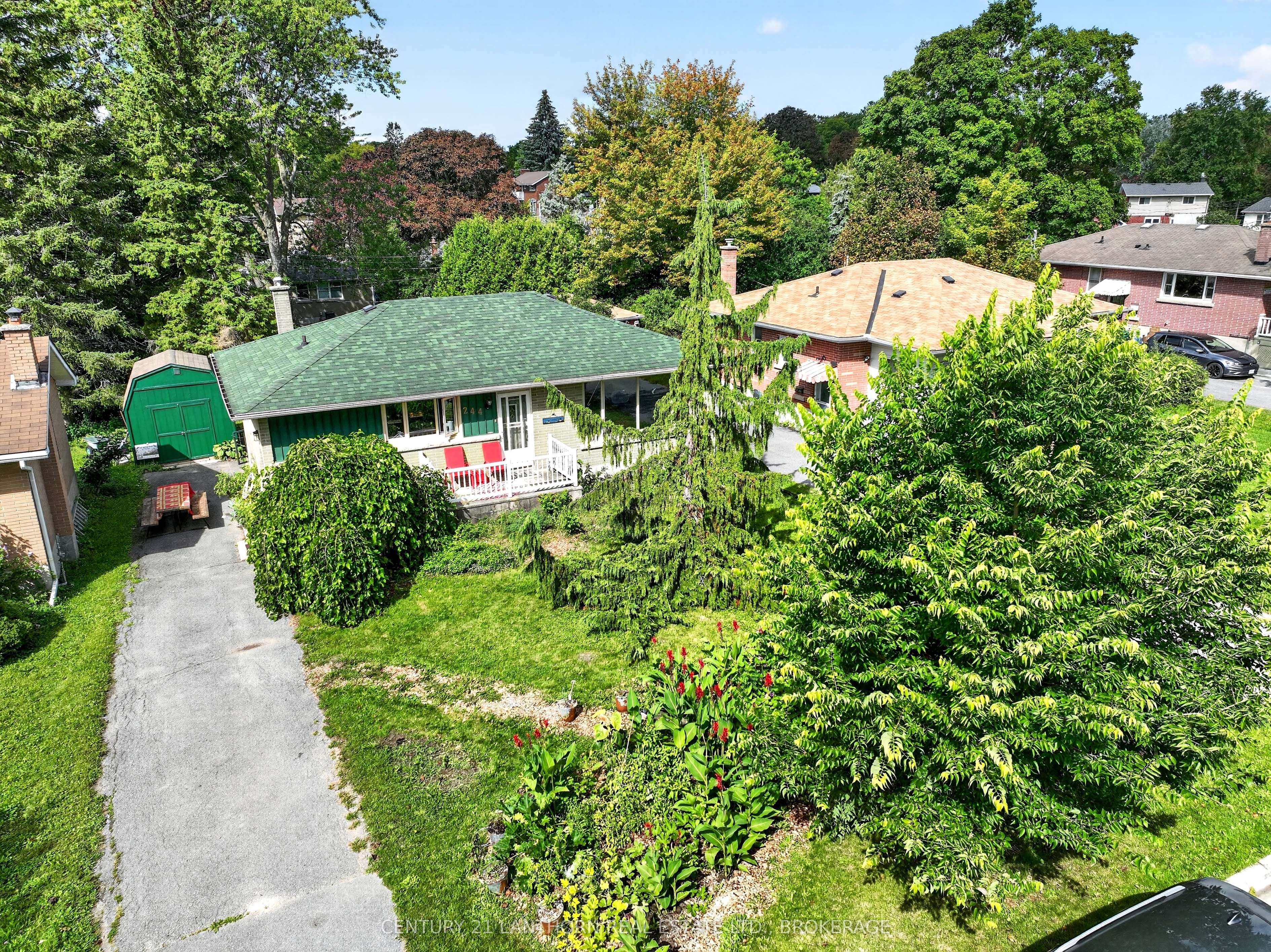 244 Yonge Street, Kingston, ON K7M 1G5 photo 3