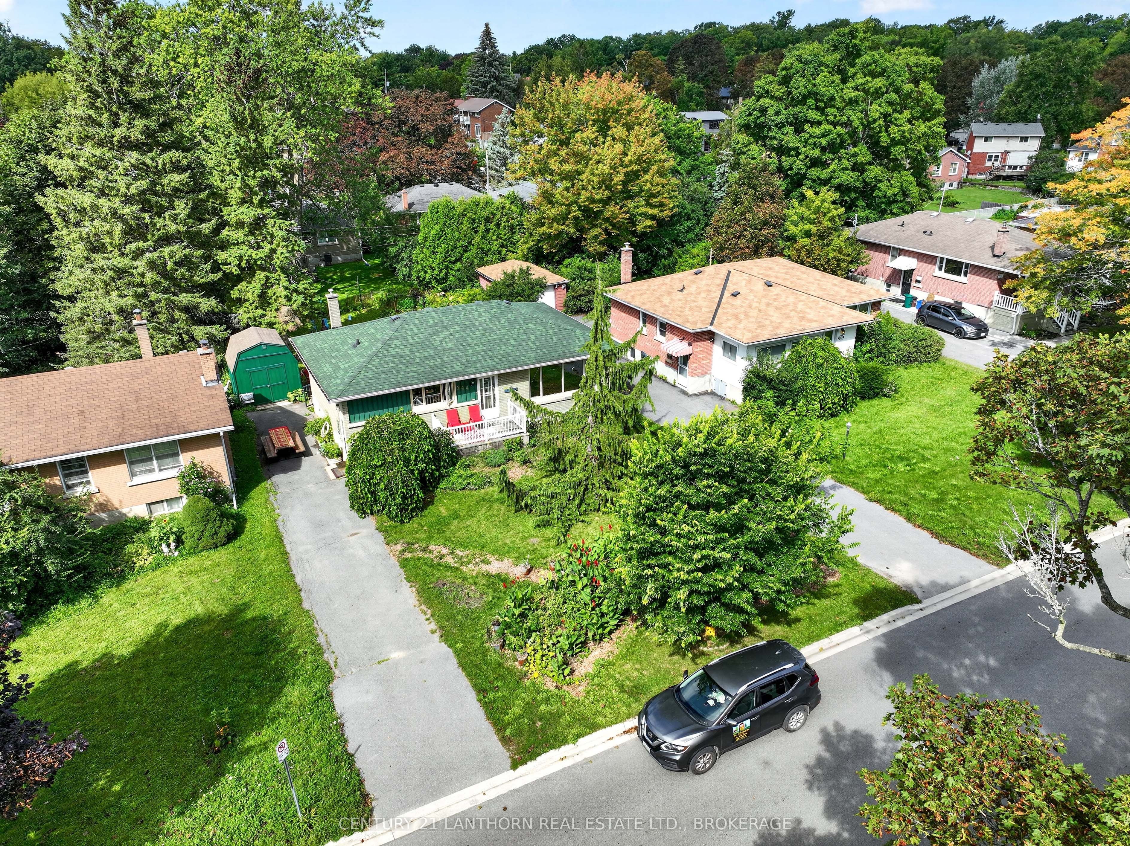 244 Yonge Street, Kingston, ON K7M 1G5 photo 4