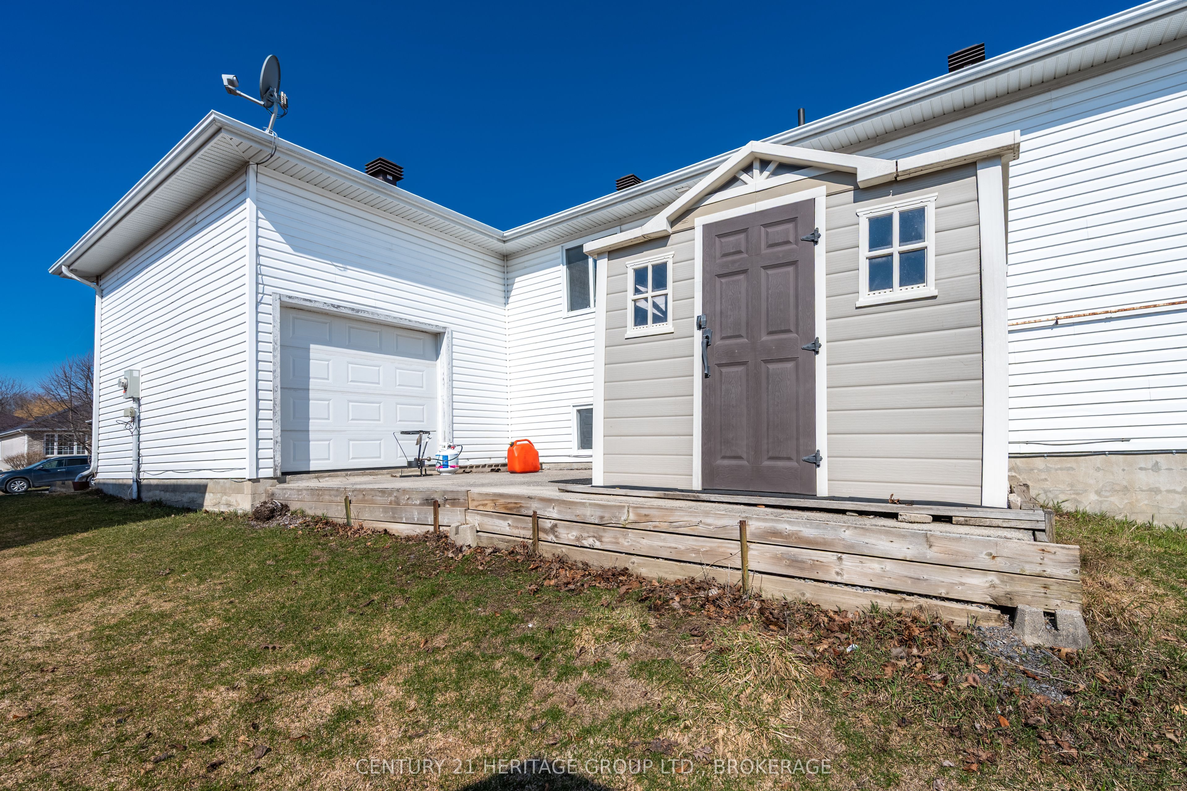 79 SPEERS Boulevard, Loyalist, ON K7N 1Y8 photo 4