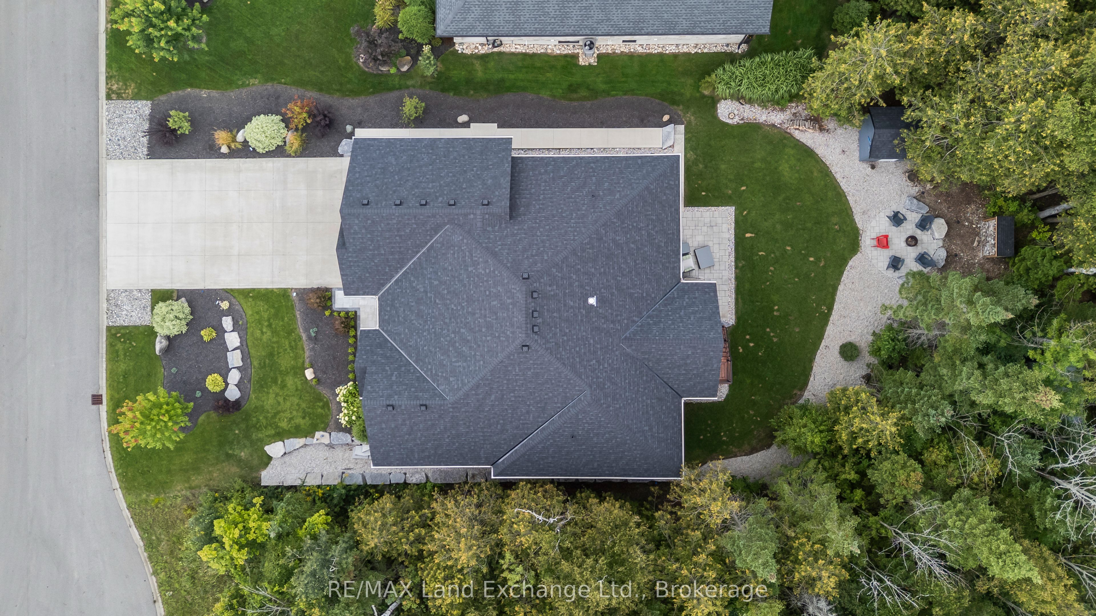 9 Lakeside Woods Crescent, Saugeen Shores, ON N0H 2C6 photo 5