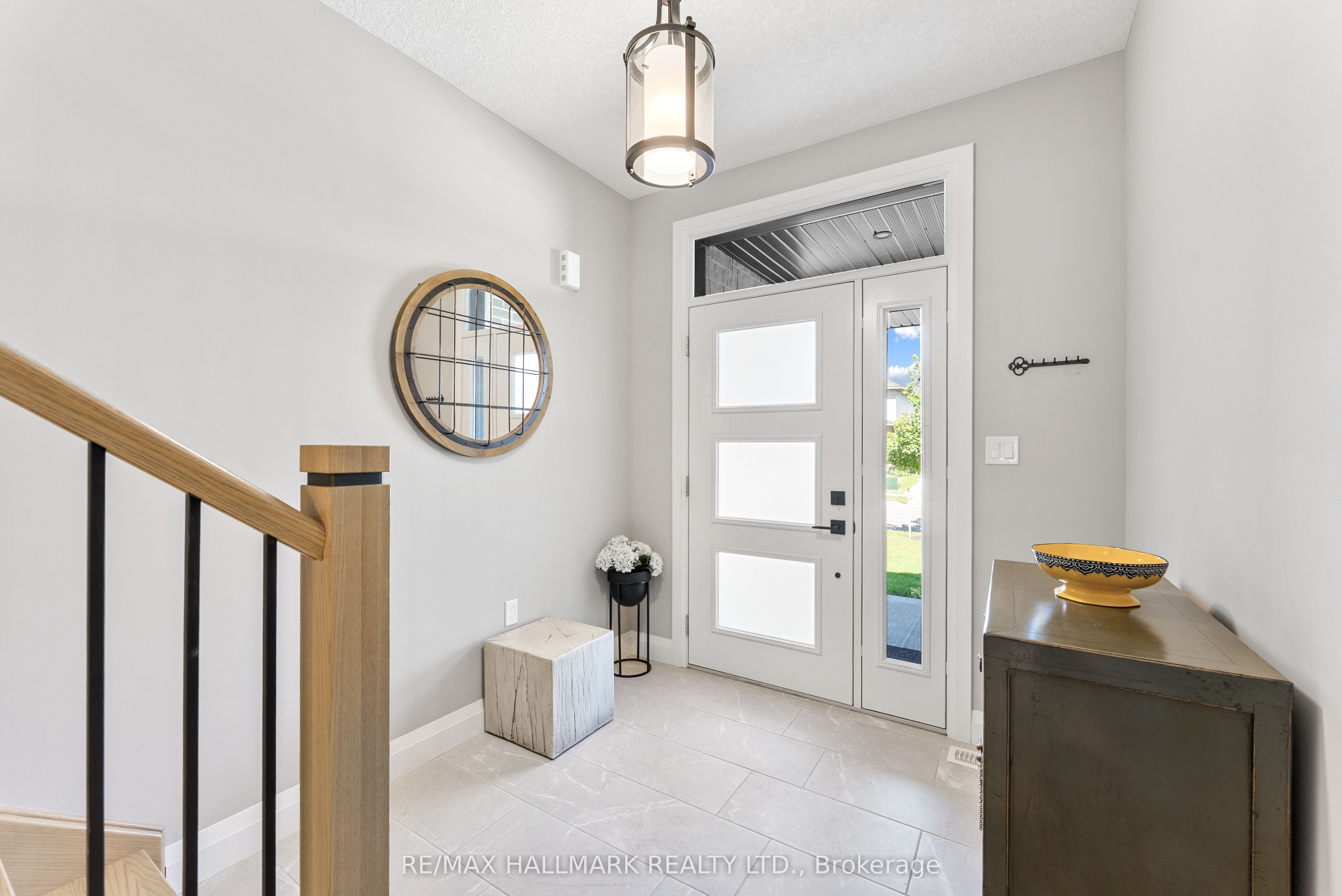77 Rea Drive, Centre Wellington, ON N1M 0H5 photo 3