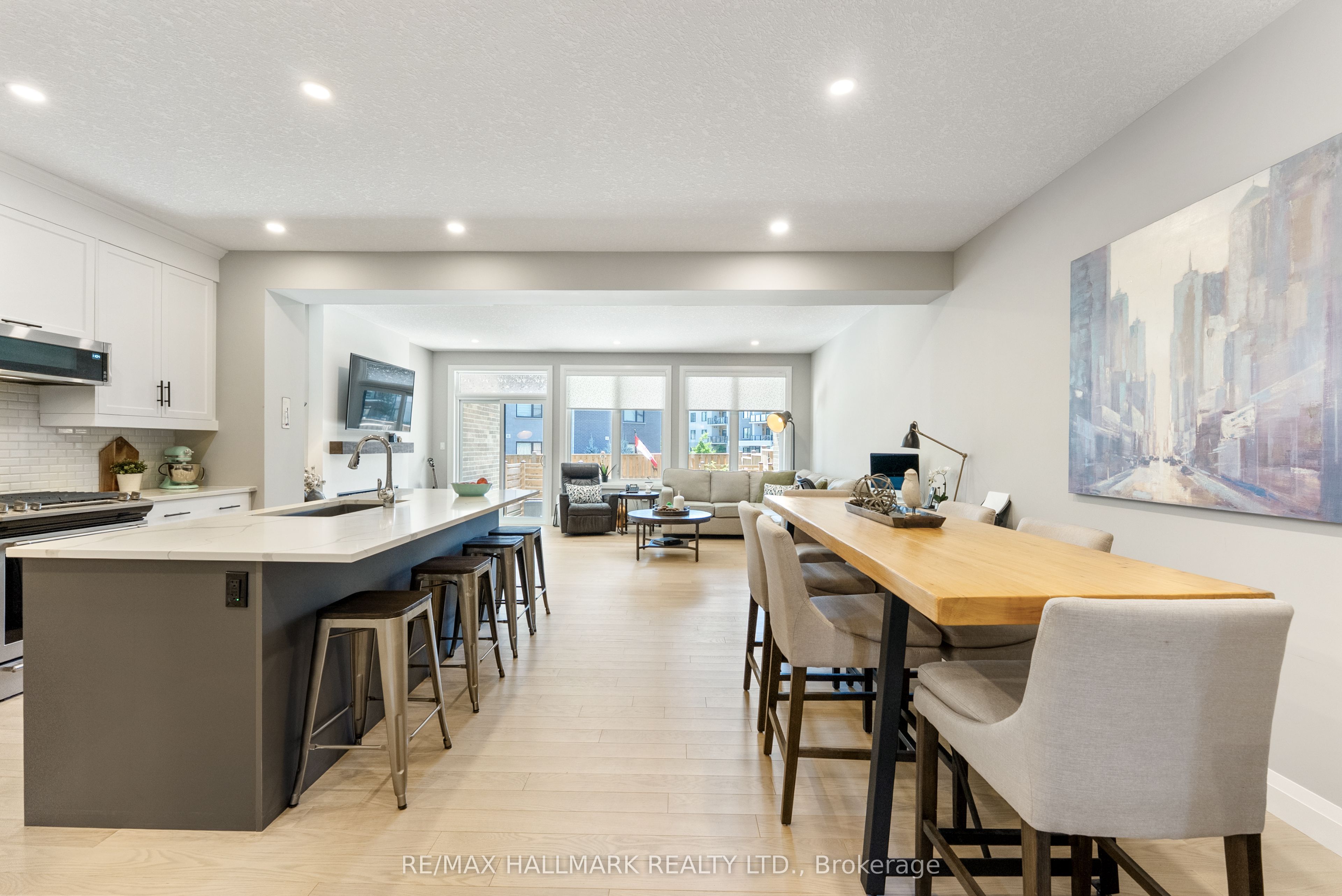 77 Rea Drive, Centre Wellington, ON N1M 0H5 photo 4