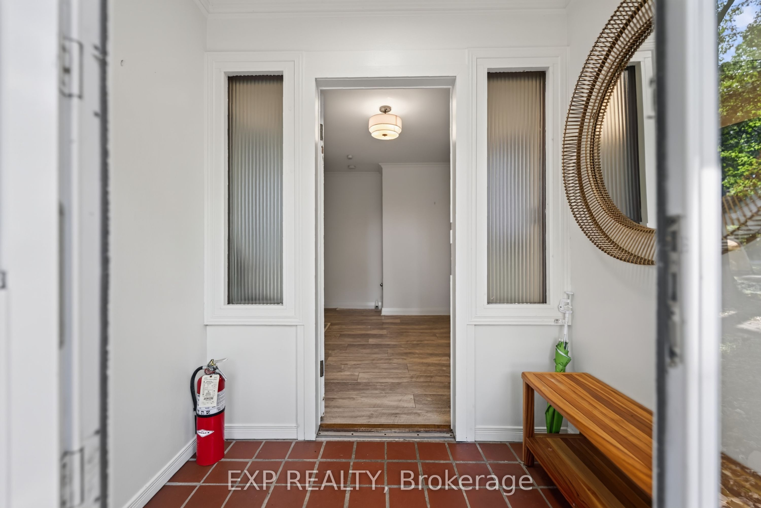 564 Prospect Point Road N, Fort Erie, ON L0S 1N0 photo 5