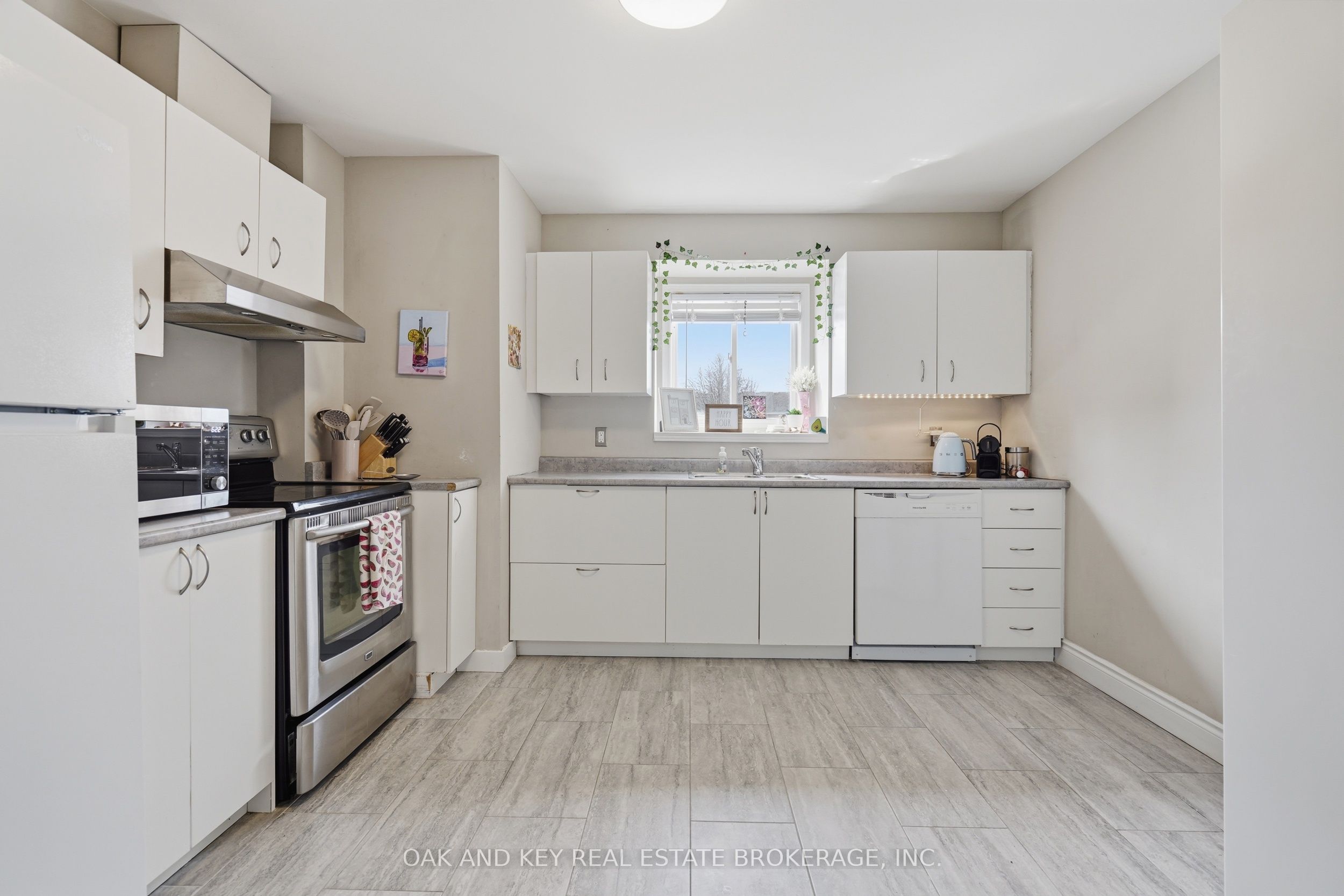 18 Chapman Court, London North, ON N6G 5A7 photo 5
