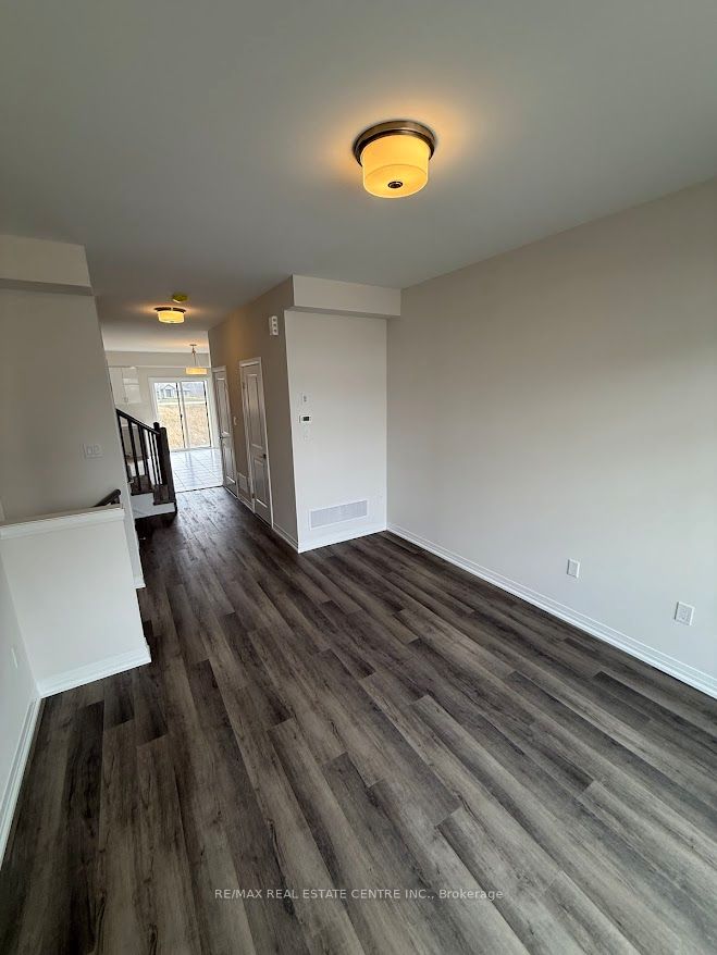 313 Conklin Road 33, Brantford, ON N3T 0Y8 photo 4
