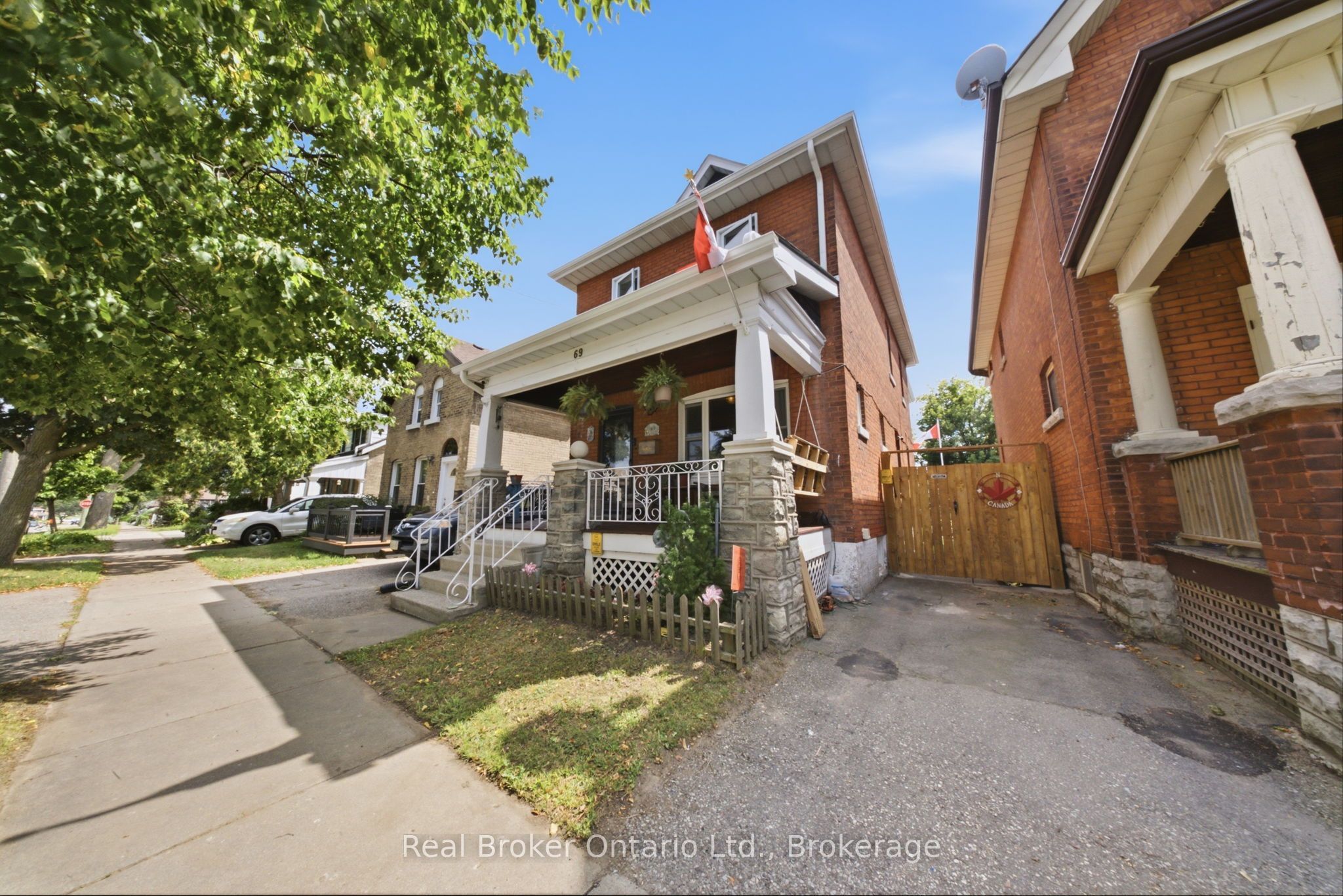 69 Arthur Street, Brantford, ON N3S 3H9 photo 2
