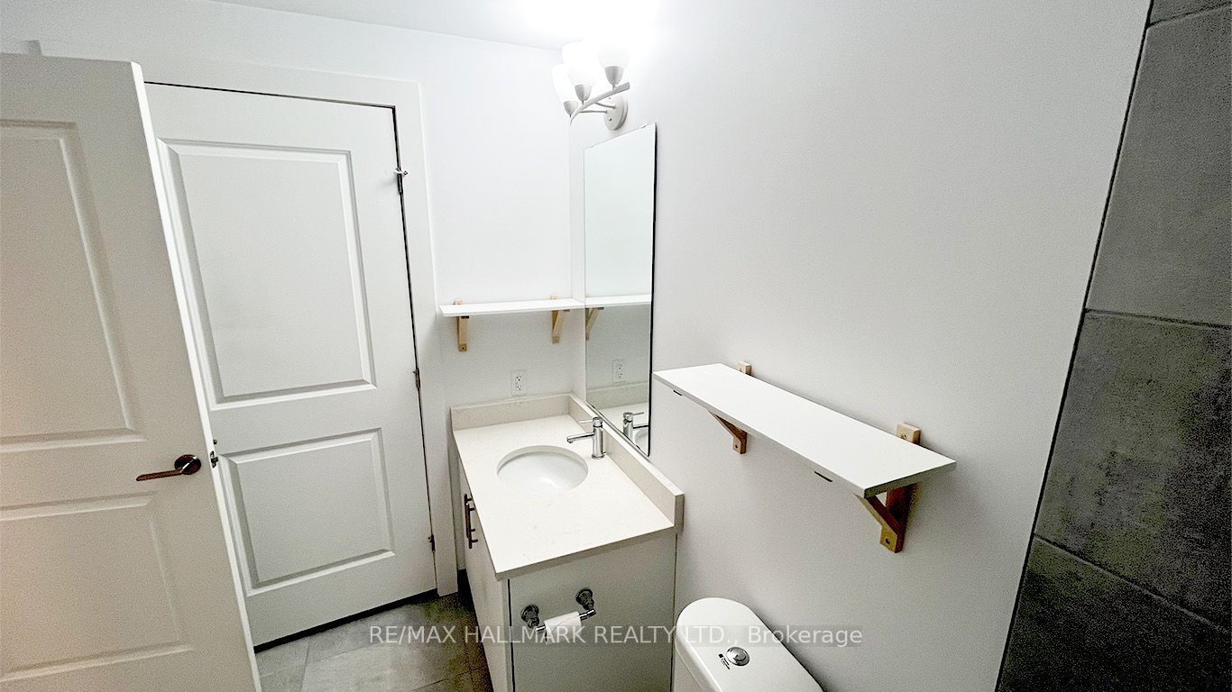 181 King Street S 1109, Waterloo, ON N2J 1P7 photo 2