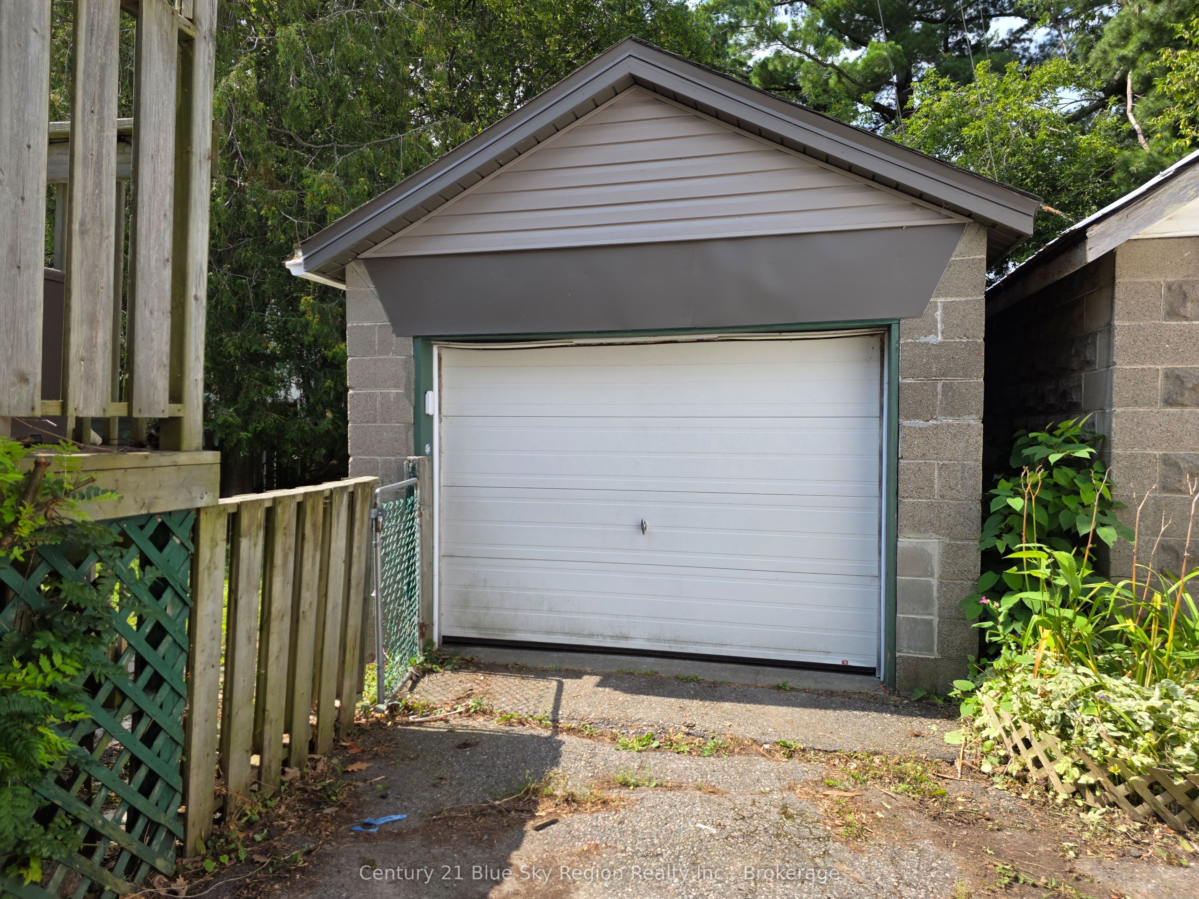 153 First Avenue W, North Bay, ON P1B 3B8 photo 4