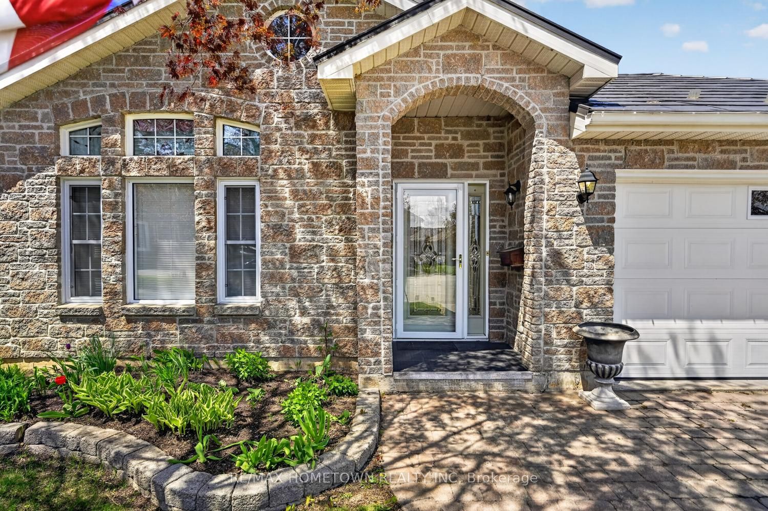 24 Regency Place, Brockville, ON K6V 7M5 photo 5