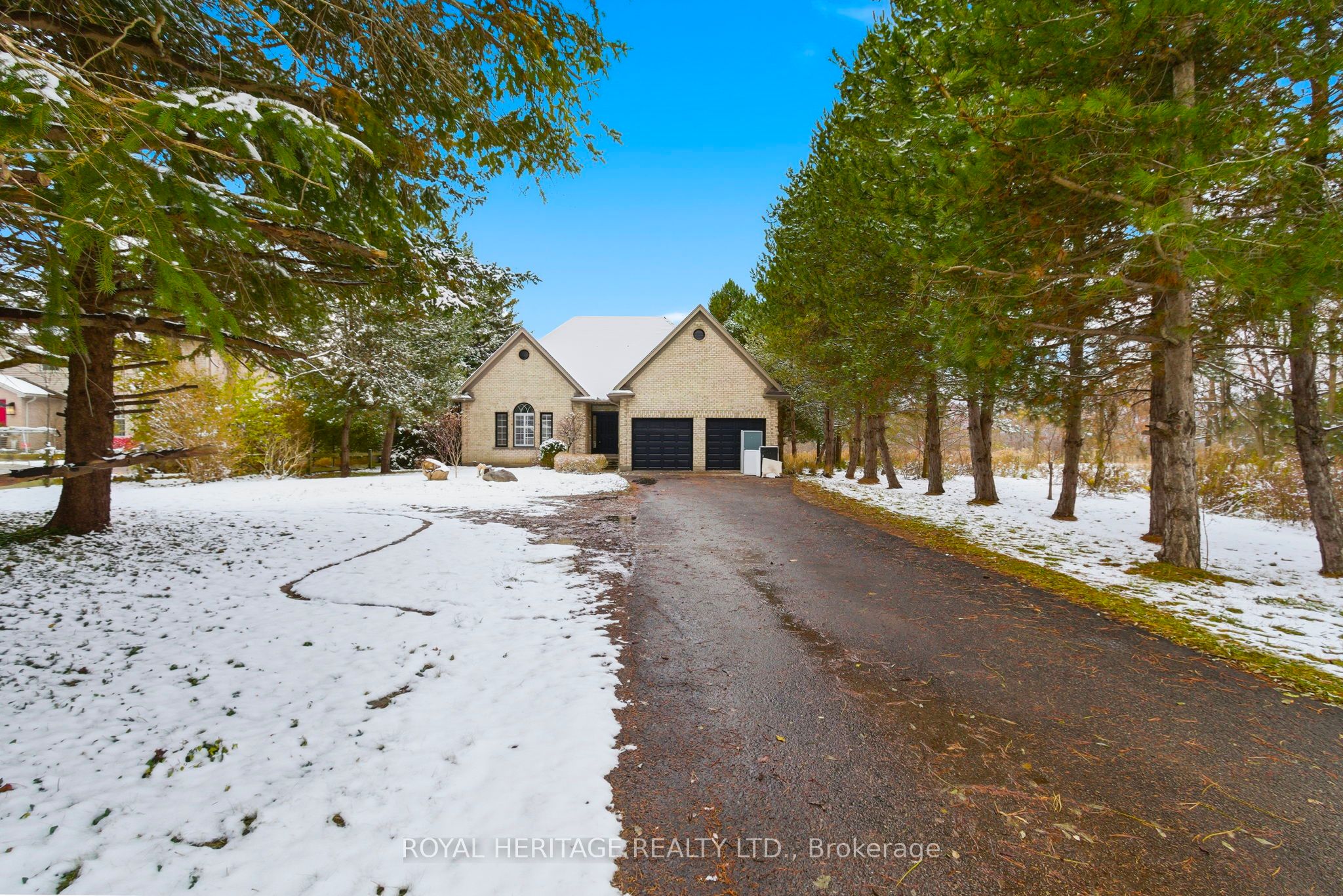 1401 Westdel Bourne Street W, London South, ON N6K 4R1 photo 2