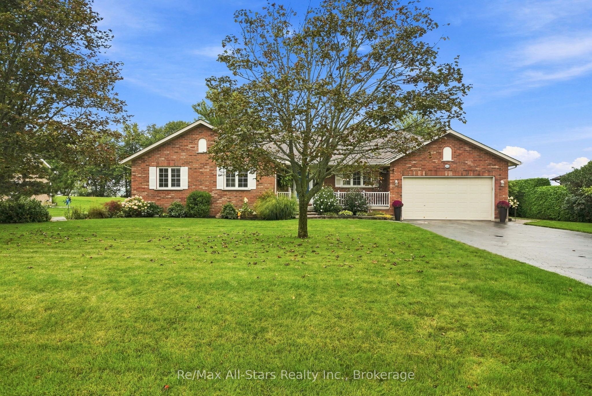 22 Hallett Crescent, Kawartha Lakes, ON K0M 2C0 photo 3