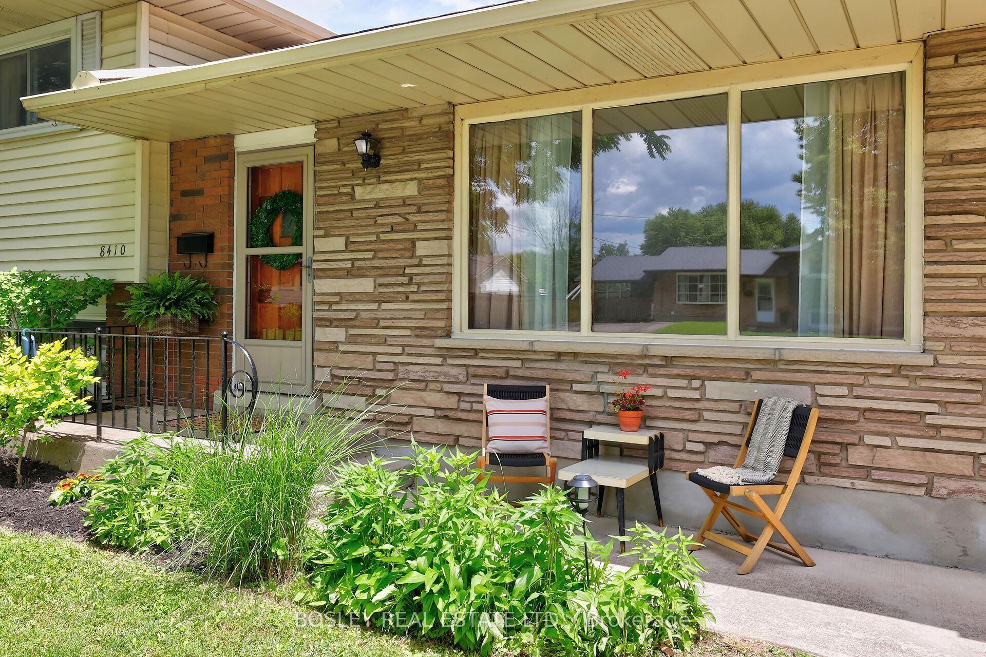 8410 Ares Court, Niagara Falls, ON L2G 6P1 photo 2