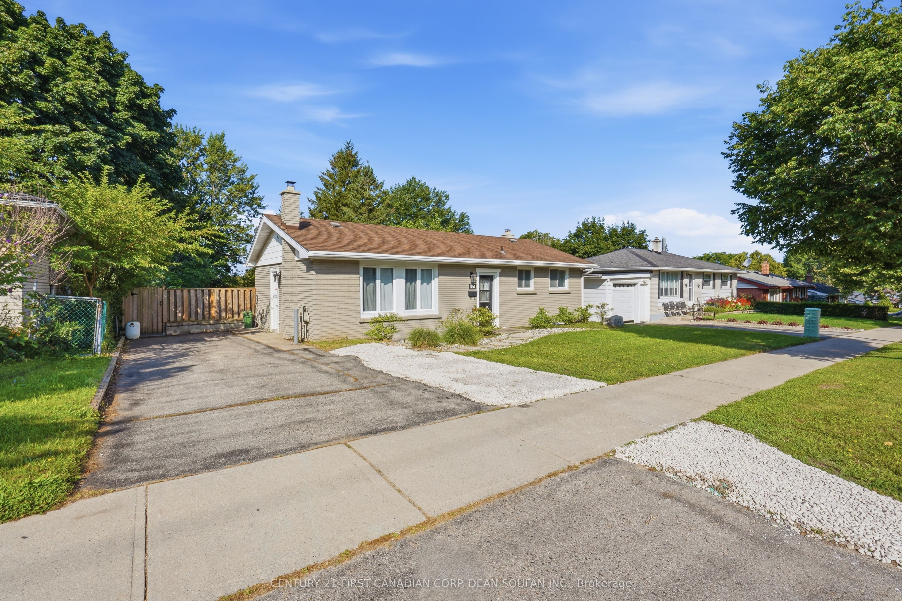 351 Briarhill Avenue, London East, ON N5Y 1P1 photo 3