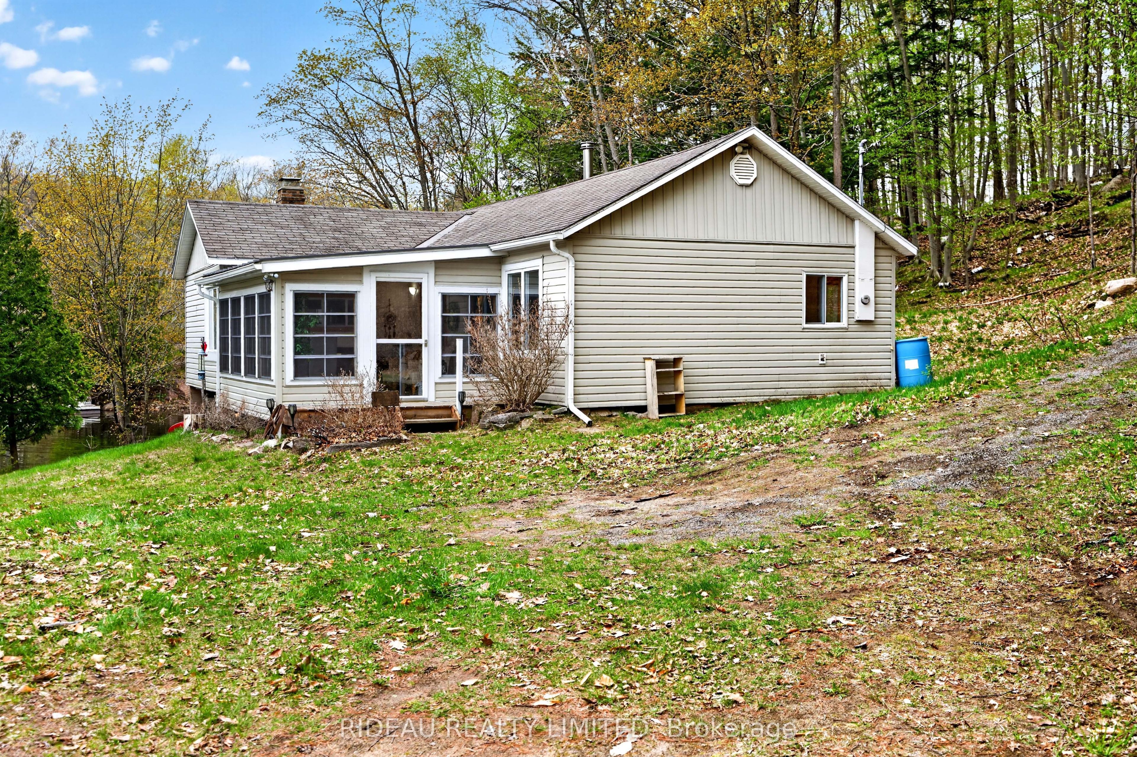 9 Sparrow Lane, Rideau Lakes, ON K0G 1V0 photo 3