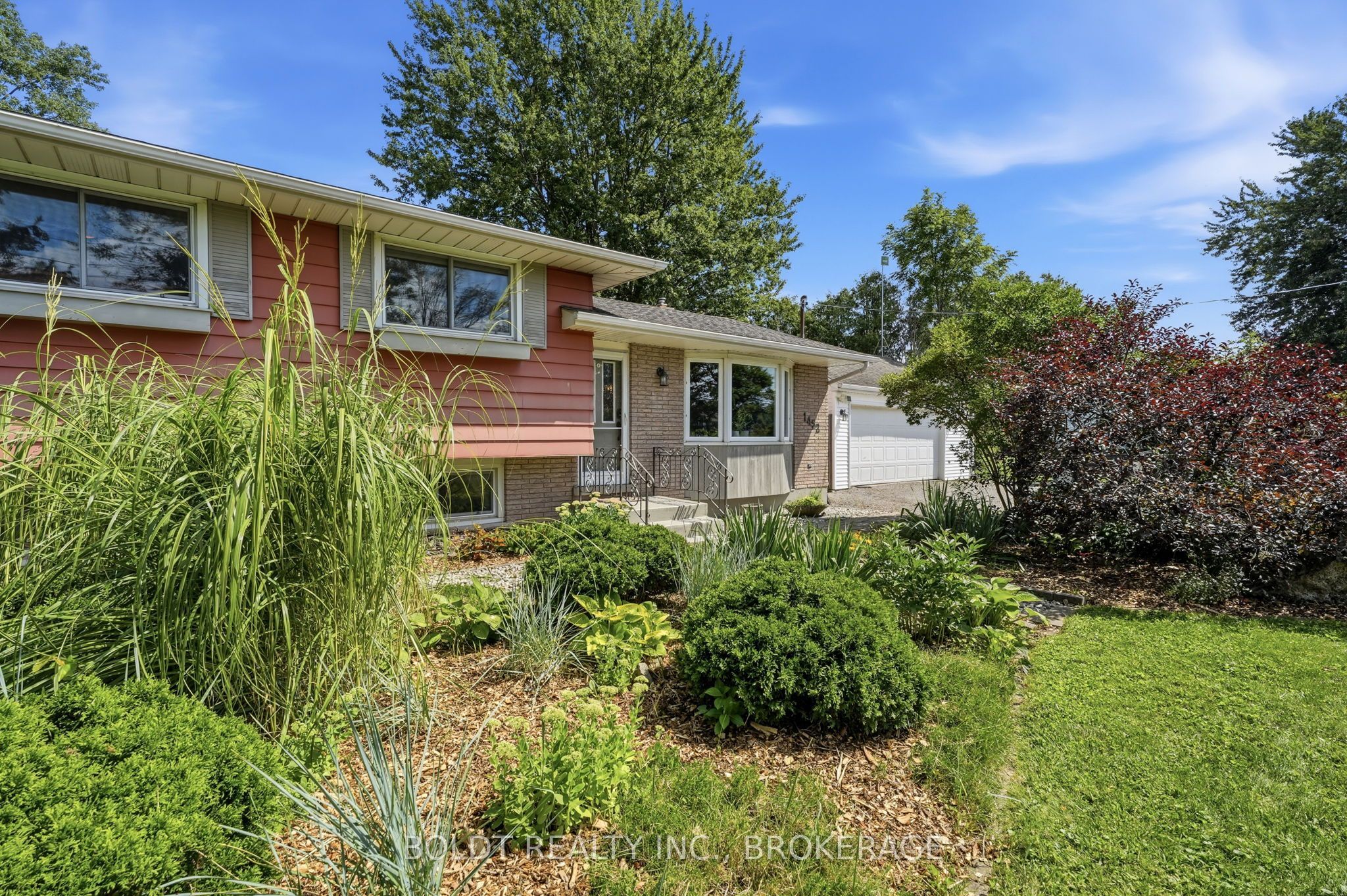 1452 Cataract Road, Thorold, ON L3B 5N5