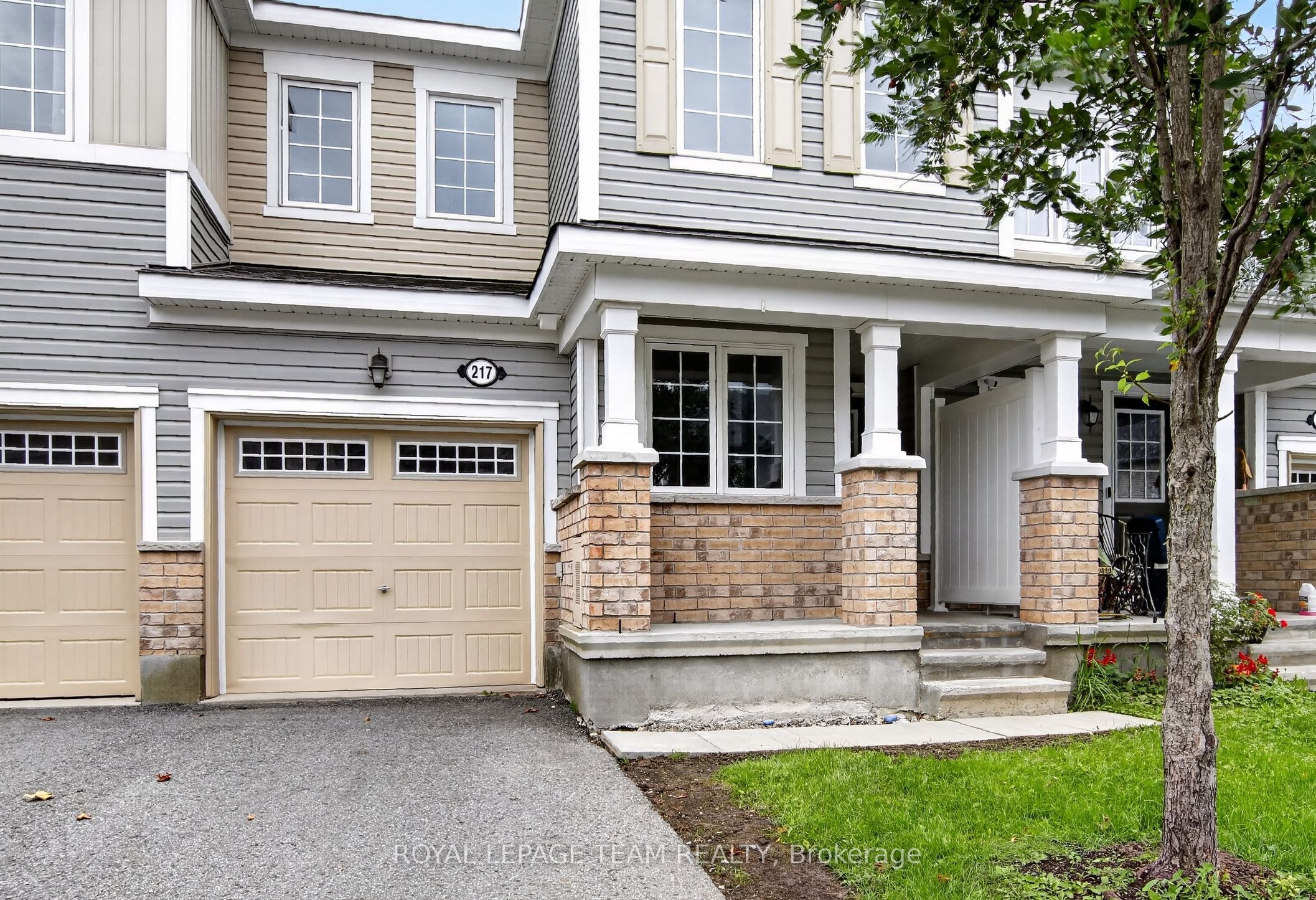 217 Conifer Creek Circle, Kanata, ON K2M 0M2 photo 2