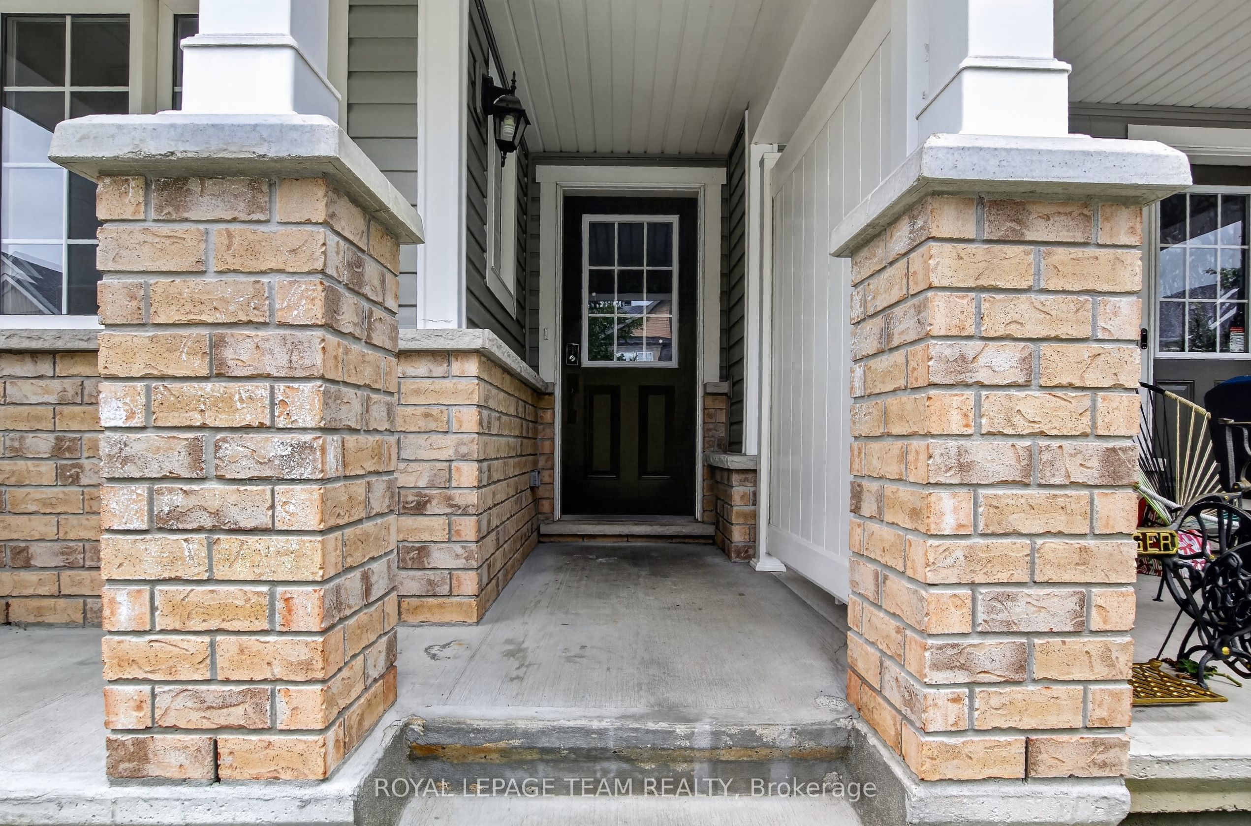 217 Conifer Creek Circle, Kanata, ON K2M 0M2 photo 3