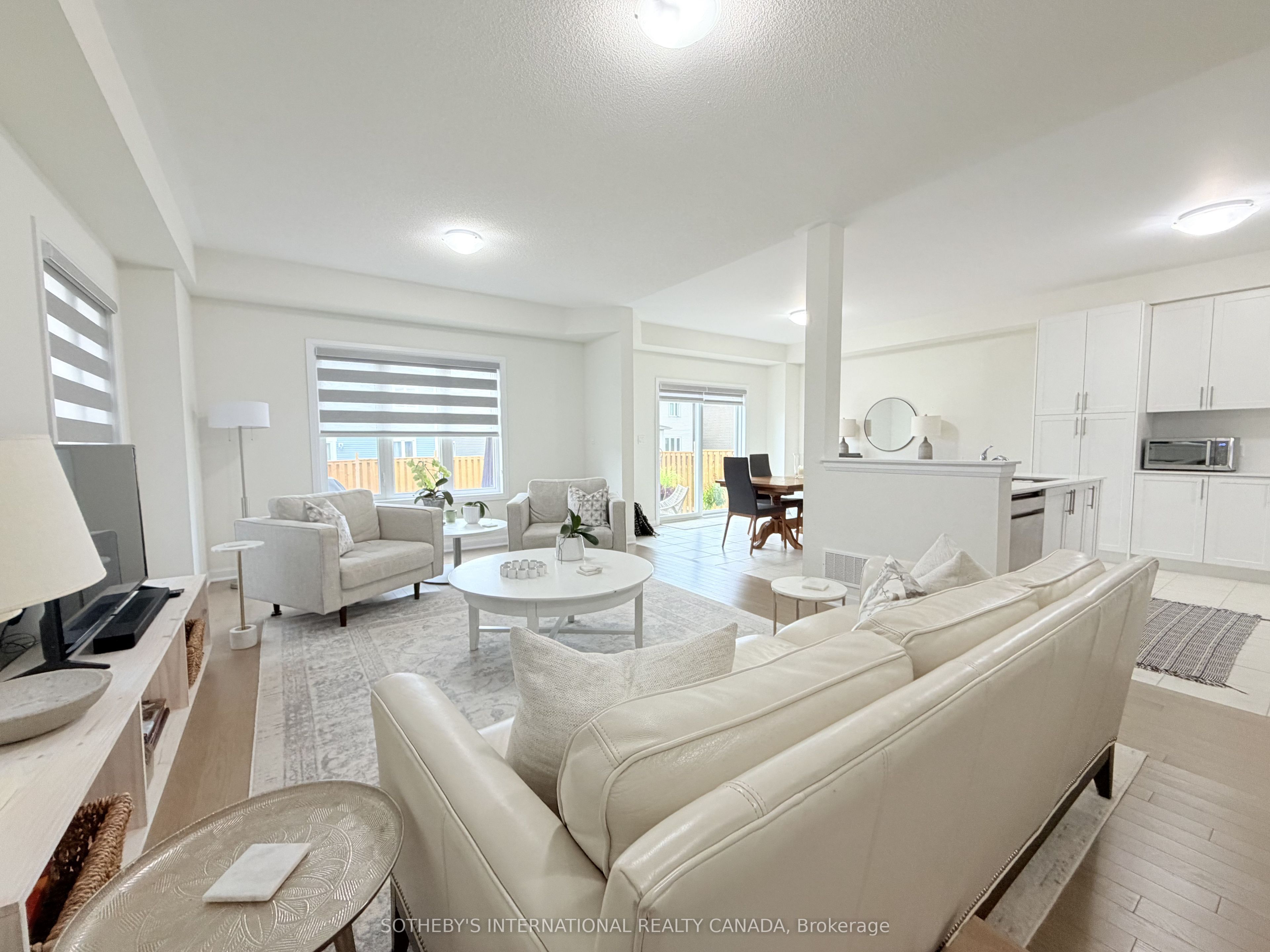 113 Oakmont Drive, Loyalist, ON K0H 1G0 photo 2