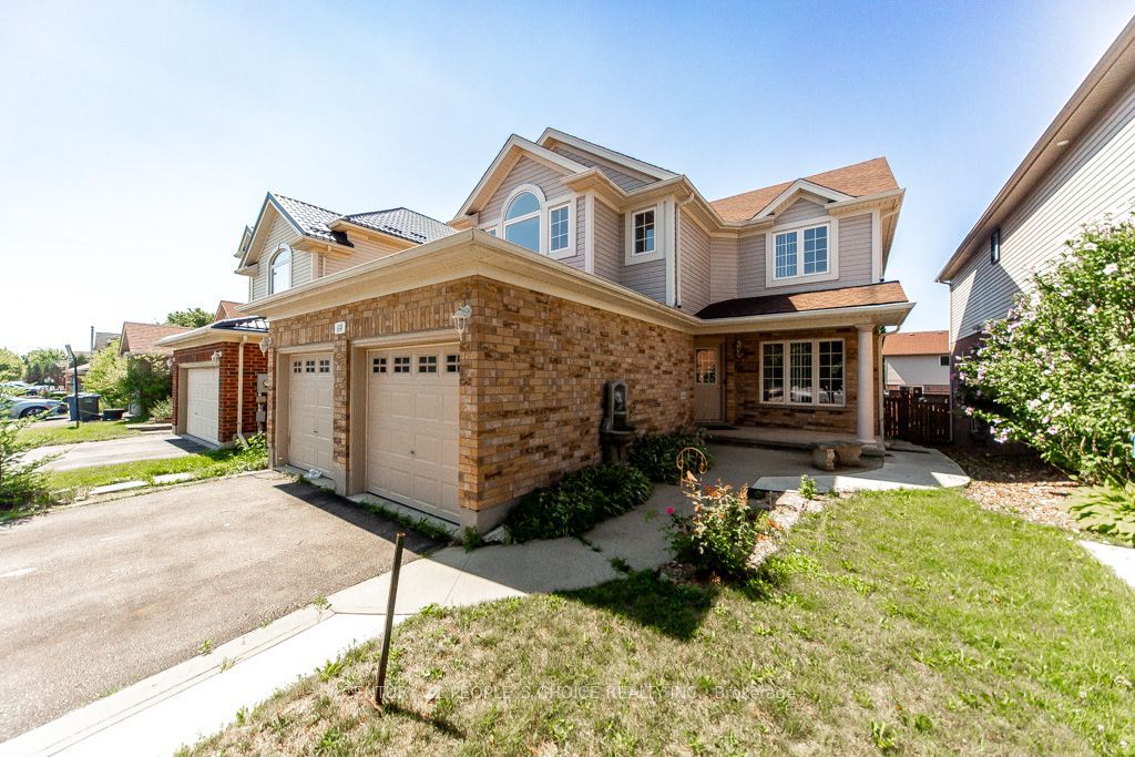 64 Milson Crescent, Guelph, ON N1C 1G7 photo 2