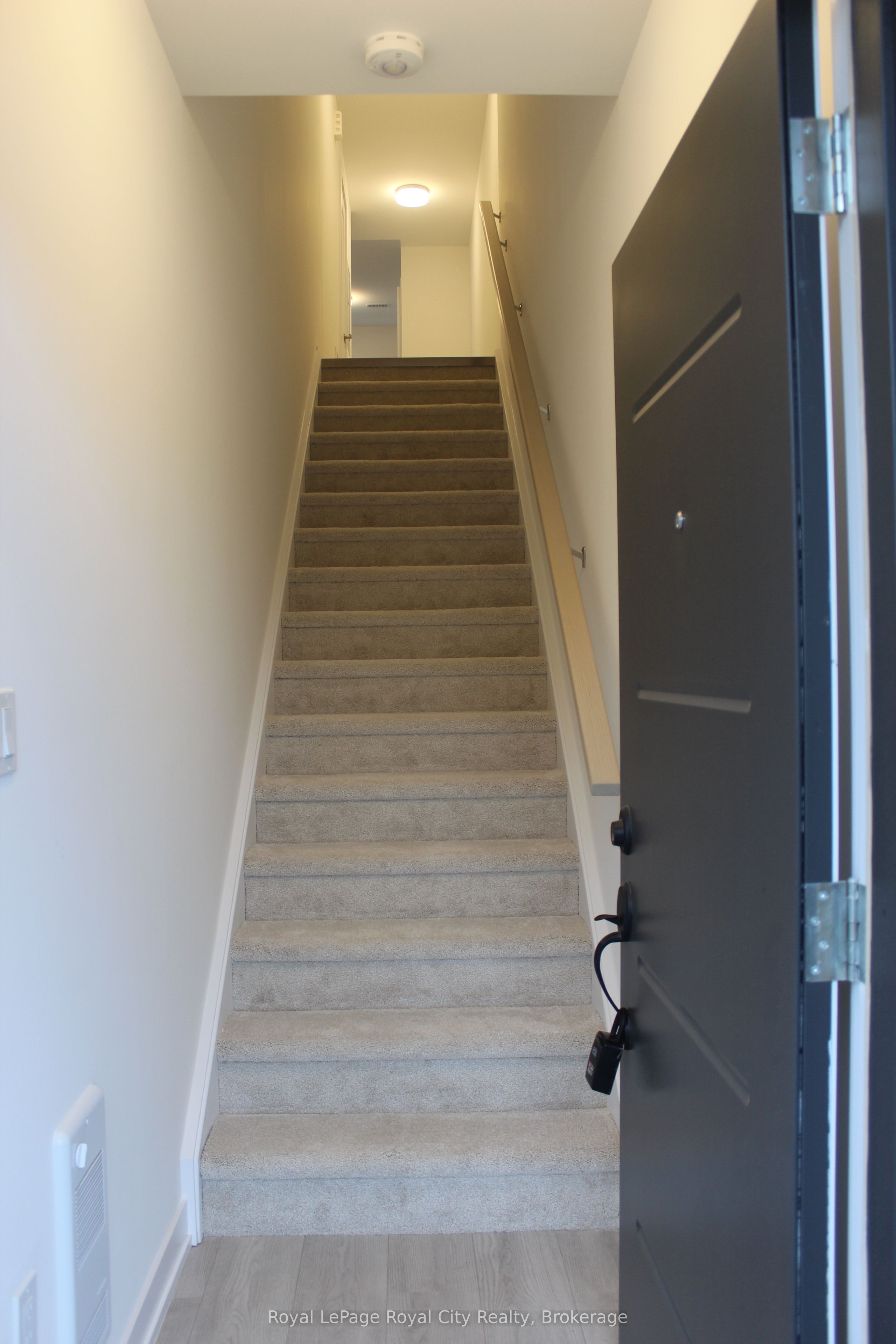 42 Lowes Road W 70, Guelph, ON N1G 0H6 photo 3