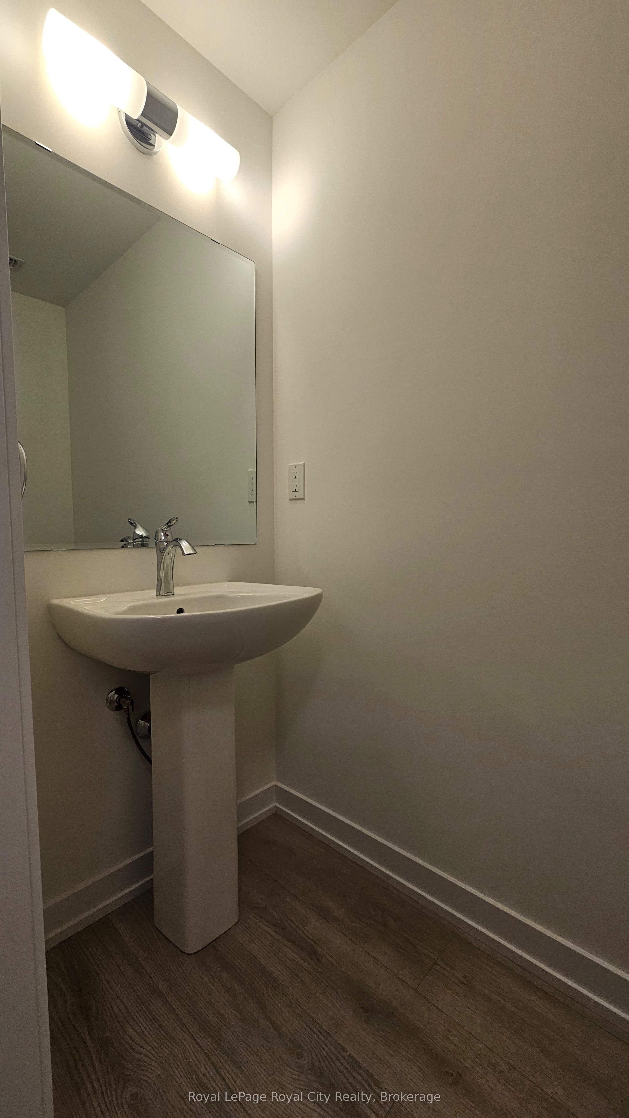 42 Lowes Road W 70, Guelph, ON N1G 0H6 photo 5
