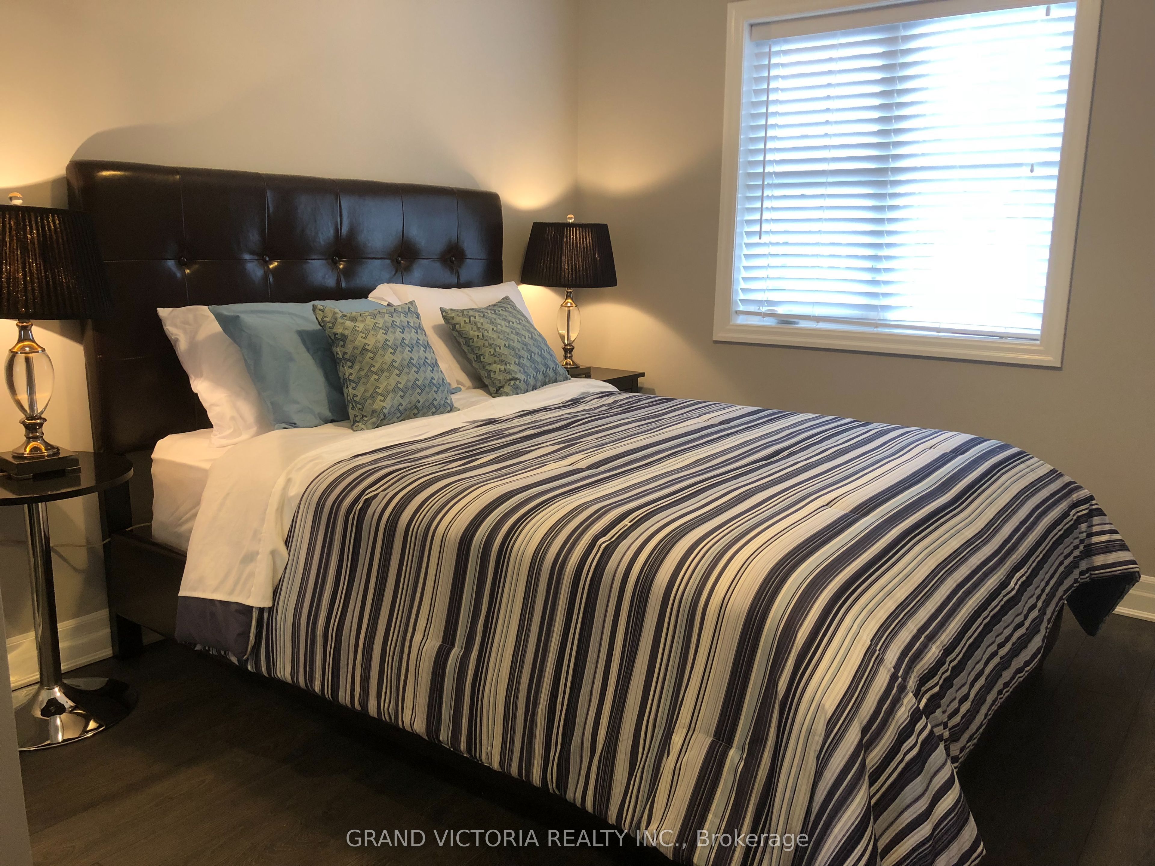 22 Spring Creek Drive 10, Hamilton, ON L8B 1V7 photo 4