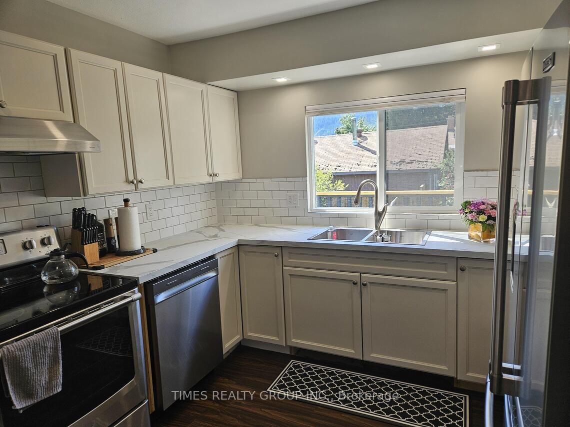 606 Gillis Avenue, Out of Area, BC V0E 2V0 photo 3