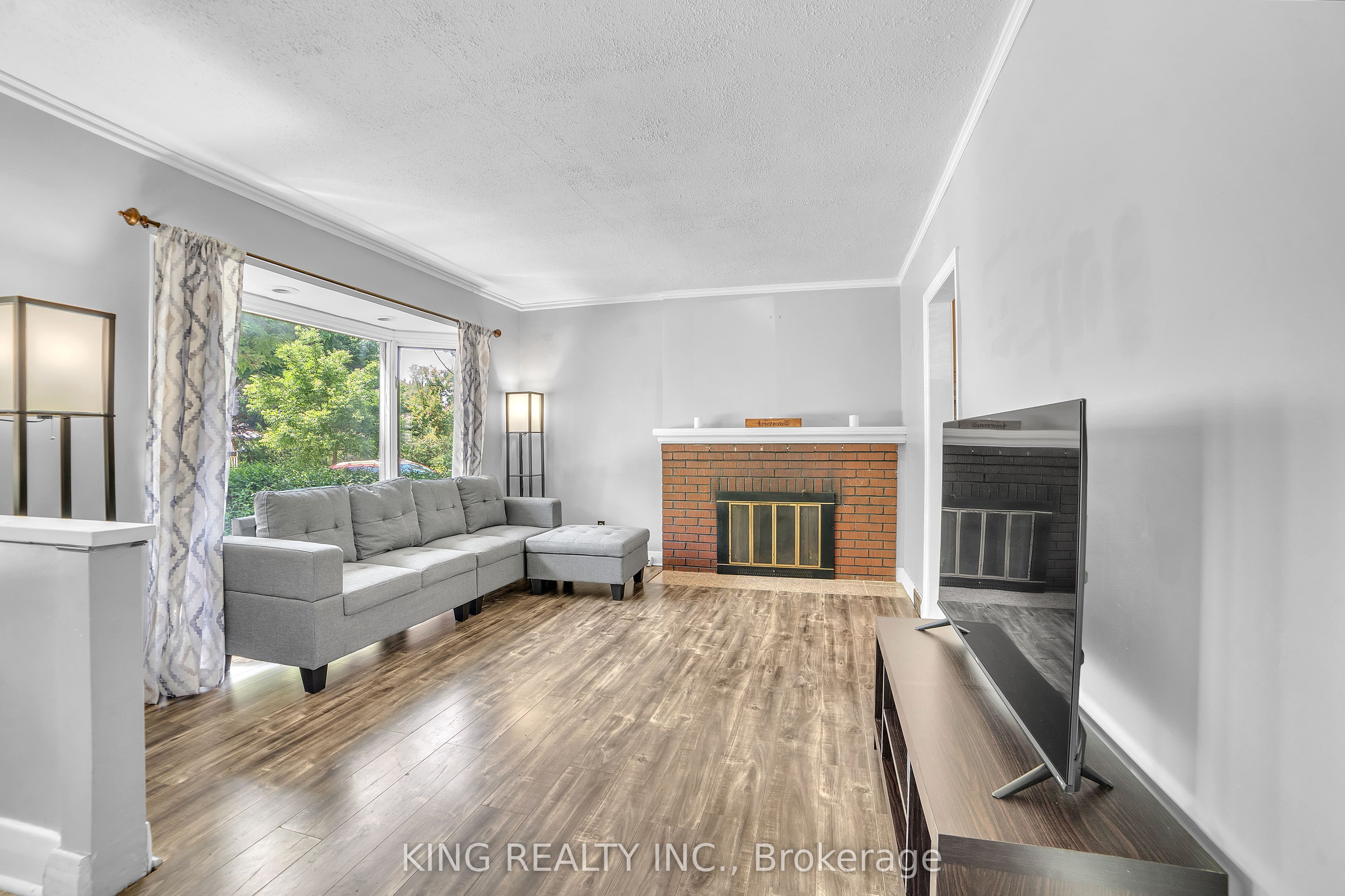 60 Eastman Avenue, London East, ON N5W 2M4 photo 3