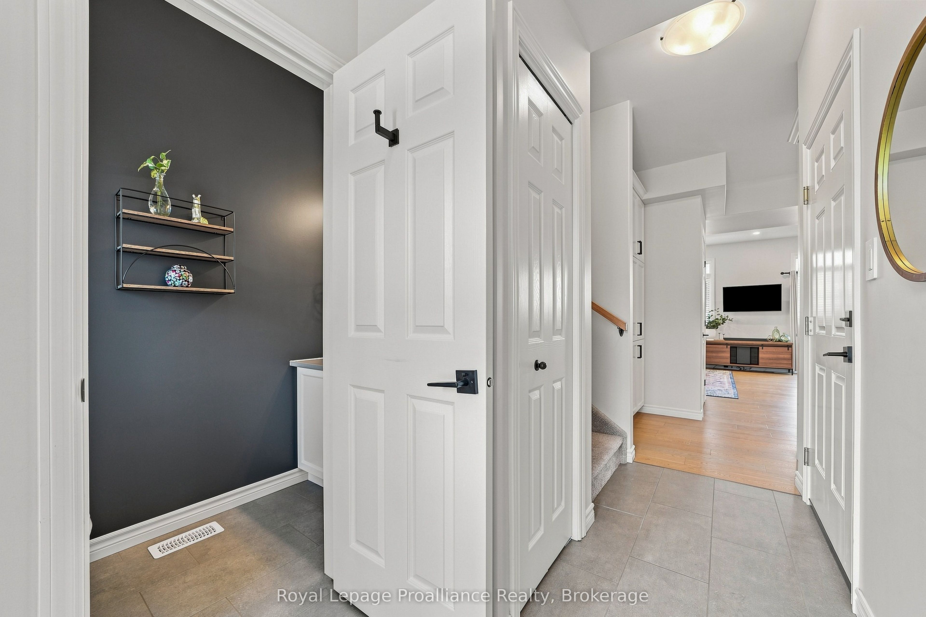 14 Otonabee Street, Belleville, ON K8N 0T3 photo 5