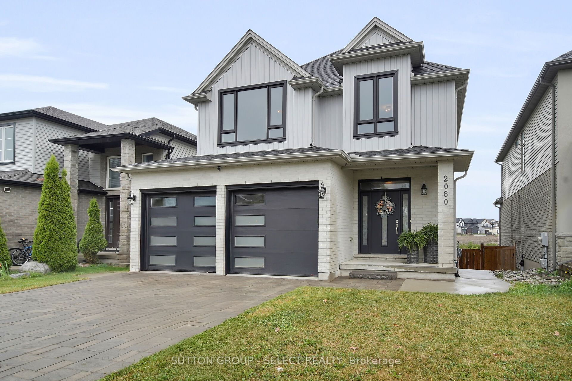 2080 Wateroak Drive, London North, ON N6G 0P9 photo 2