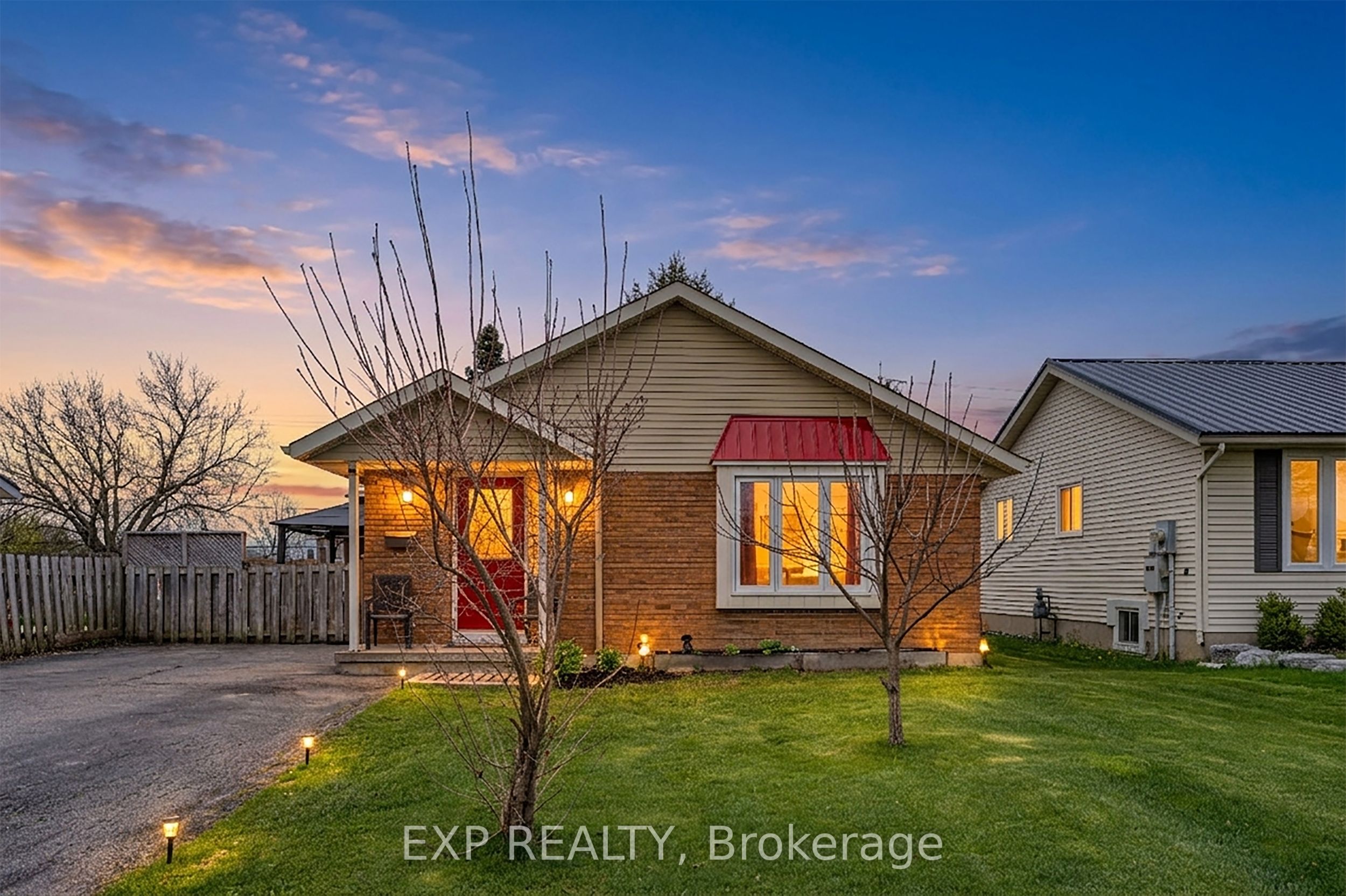 8 Abbott Lane, Haldimand, ON N0A 1E0