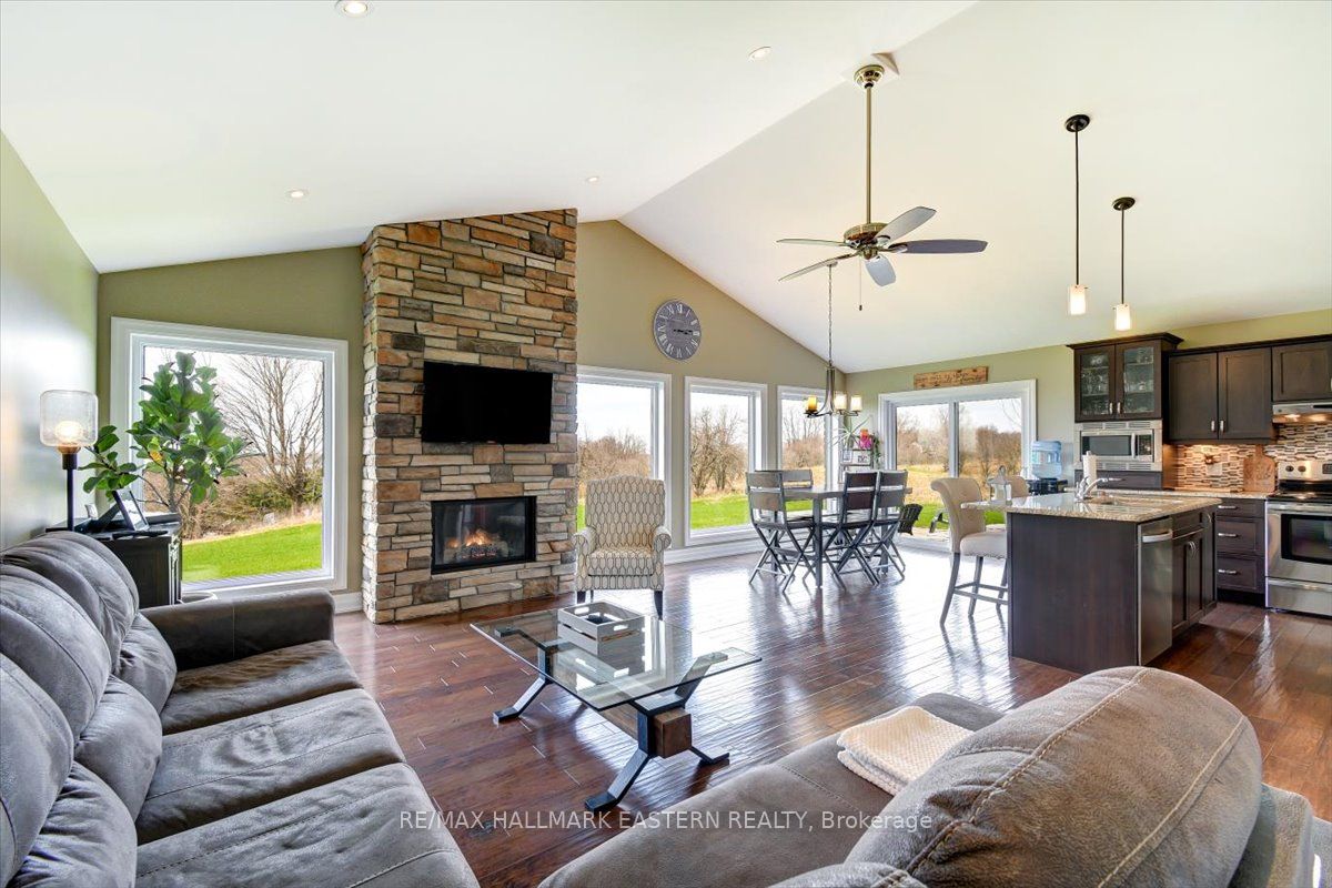 80 Round Lake Road, Havelock-Belmont-Methuen, ON K0L 1Z0 photo 5