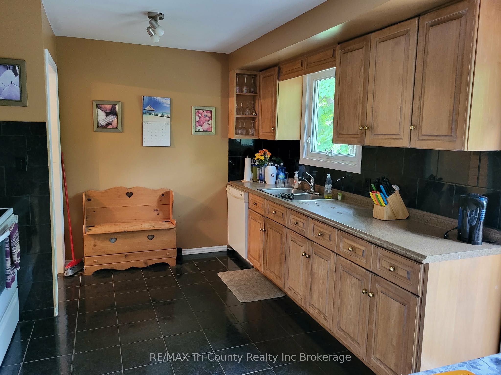 446 Norwich Avenue, Woodstock, ON N4S 3W5 photo 5