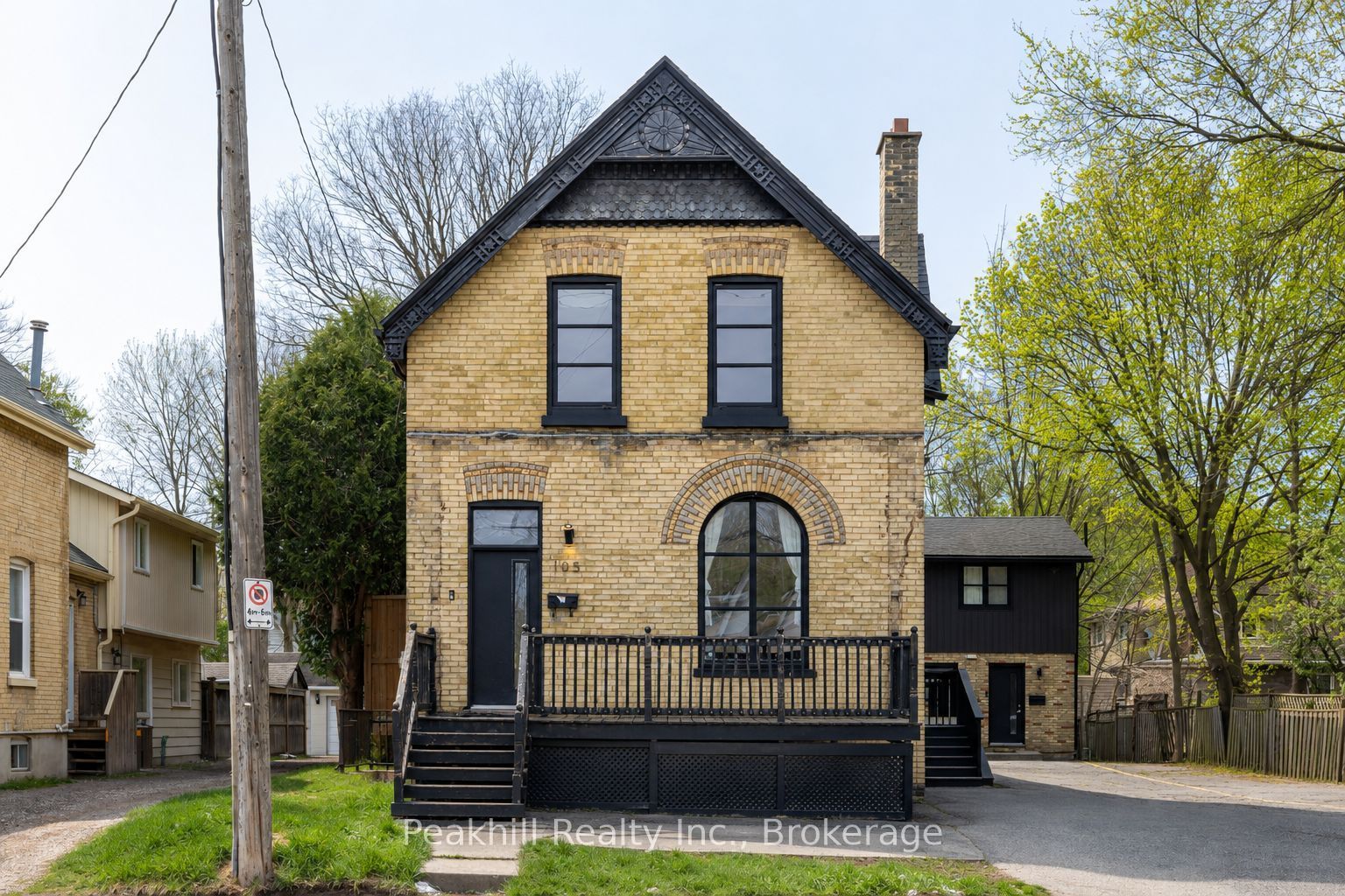 105 Wharncliffe Road N, London North, ON N6H 2A8 photo 2
