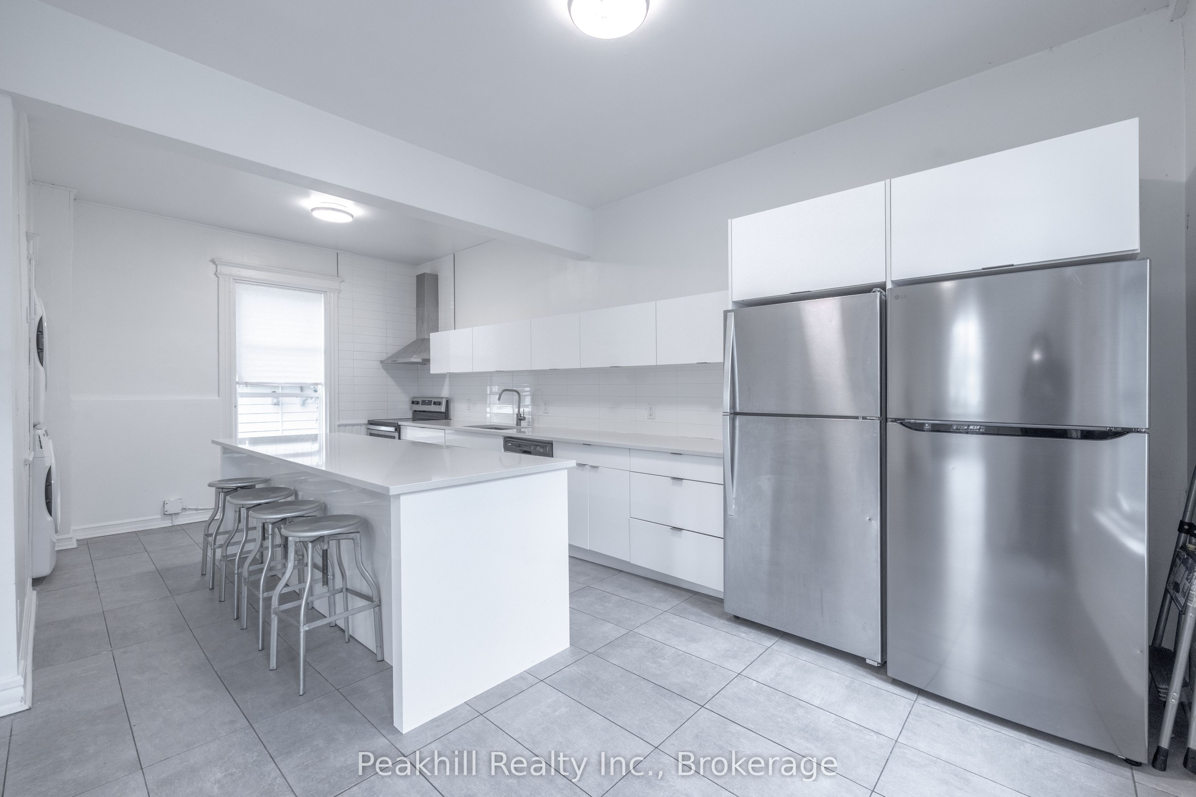 105 Wharncliffe Road N, London North, ON N6H 2A8 photo 5