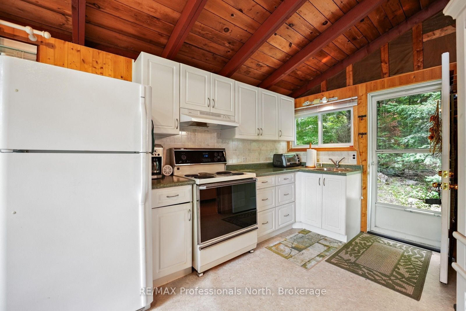 1041 Penny Lane, Dysart et al, ON K0M 1S0 photo 5
