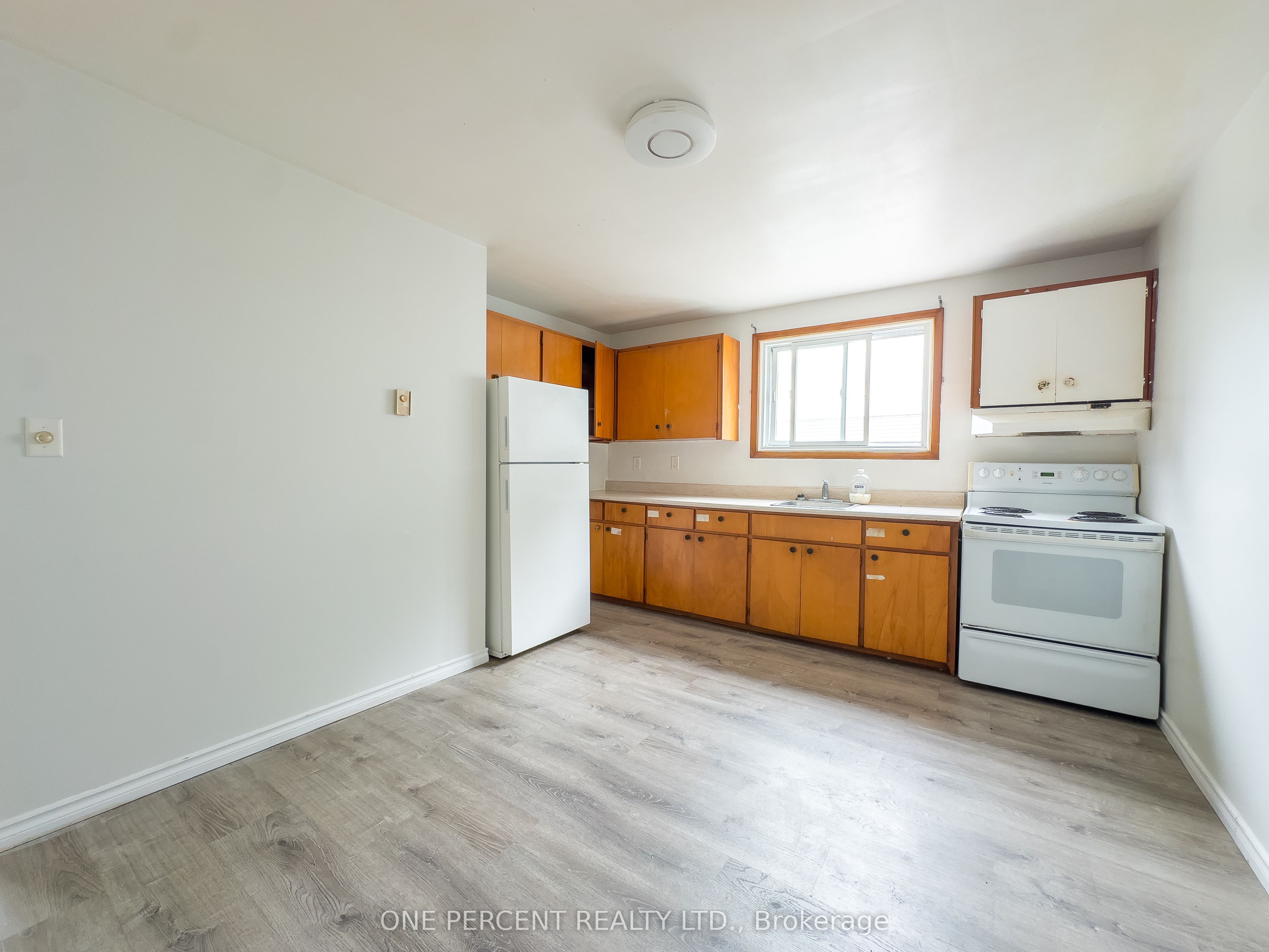 16 DALY Street, Kingston, ON K7K 4Y9 photo 4