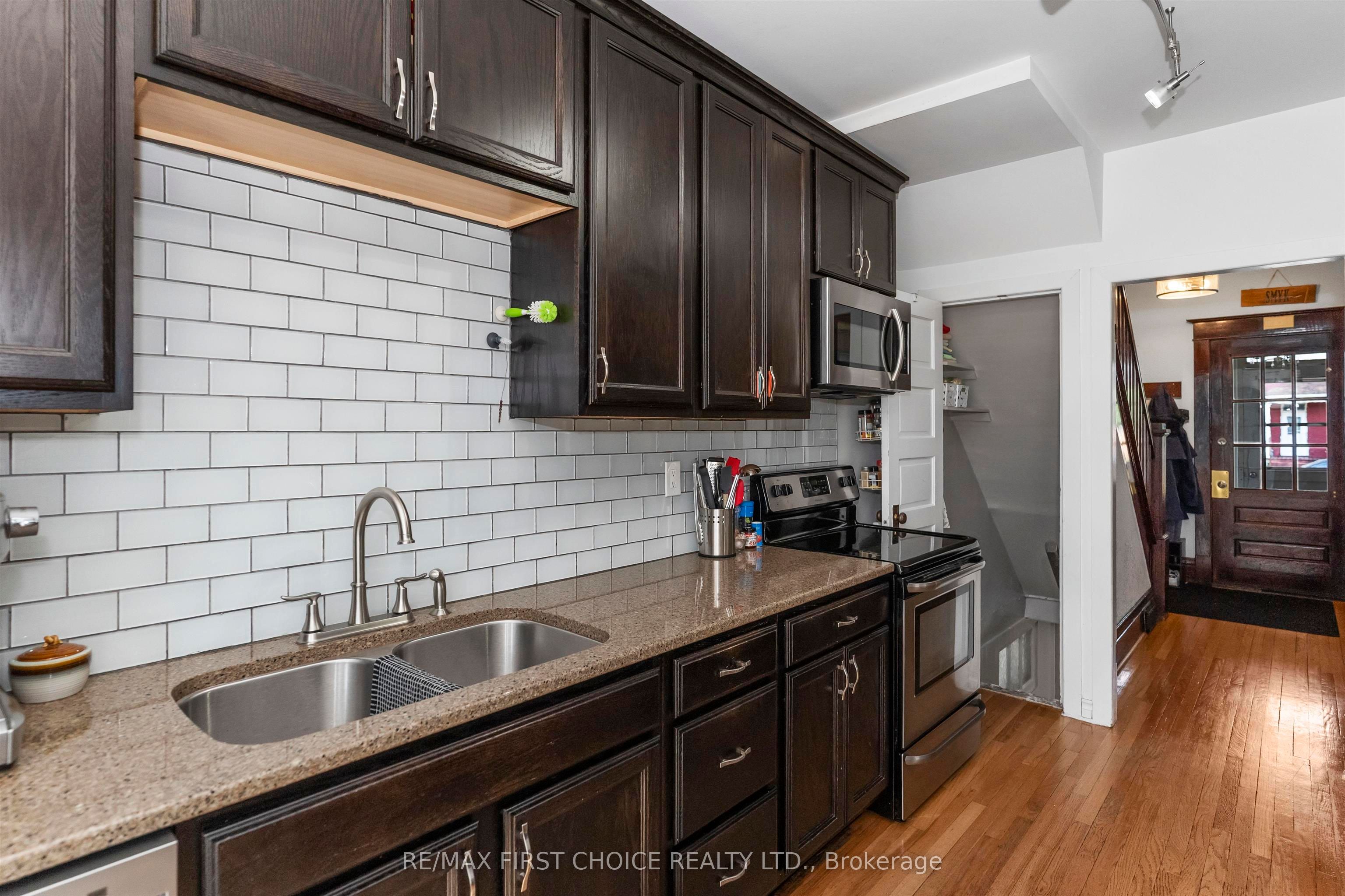 423 Marks Street S, Thunder Bay, ON P7E 1M4 photo 5