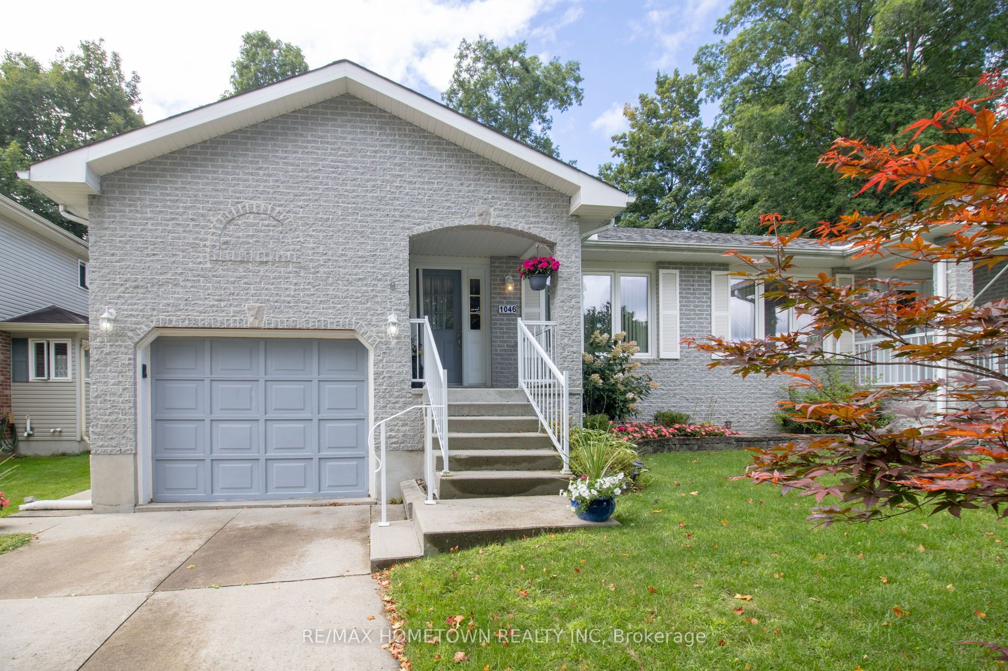 1046 Bridlewood Drive, Brockville, ON K6V 7E9