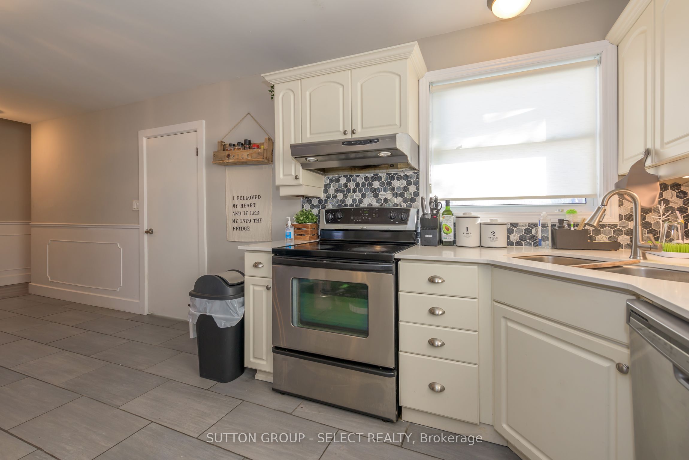 1566 Nairn Avenue, London East, ON N5V 2P2 photo 4