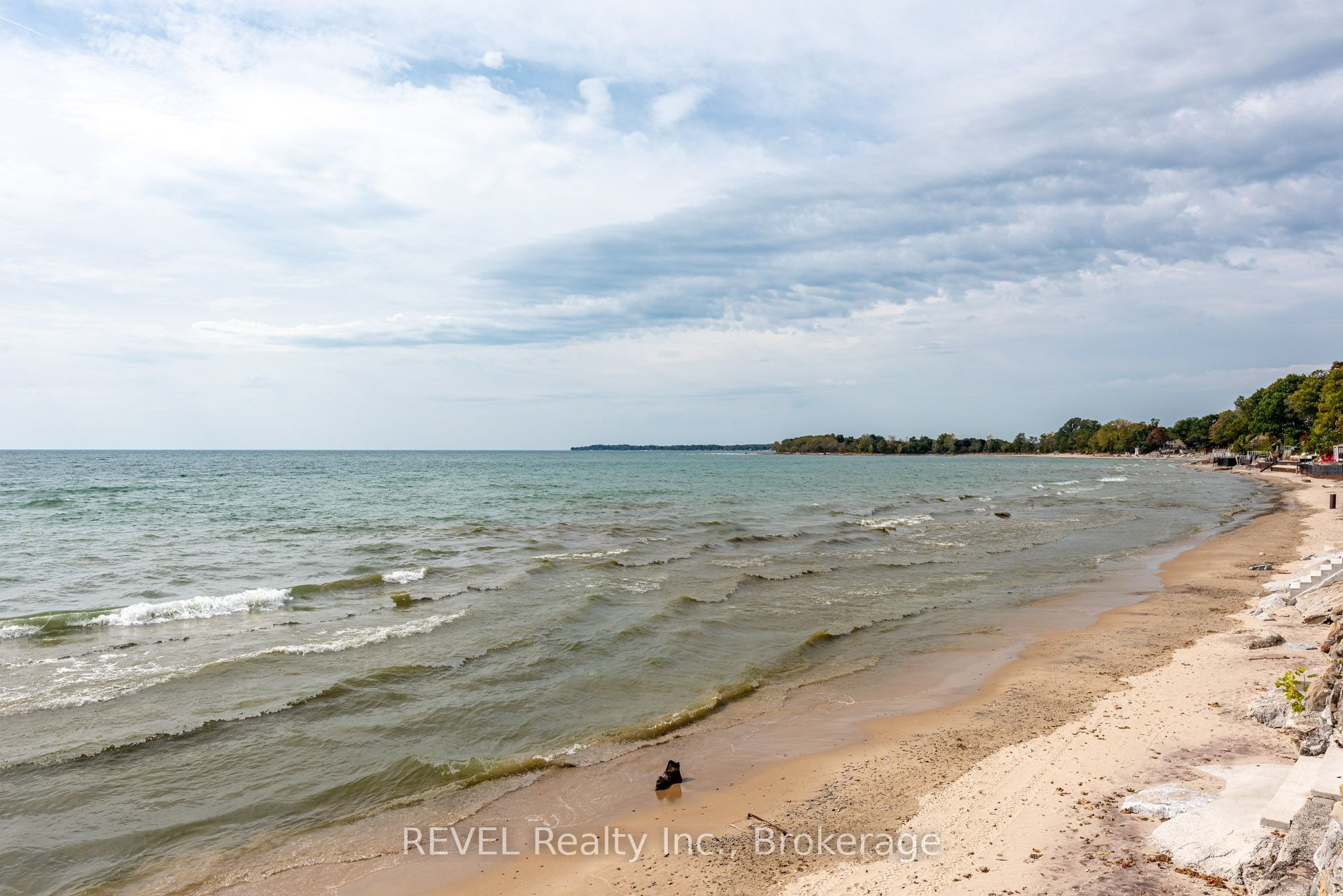 10417 Lakeshore Road, Wainfleet, ON L3K 5V4 photo 2