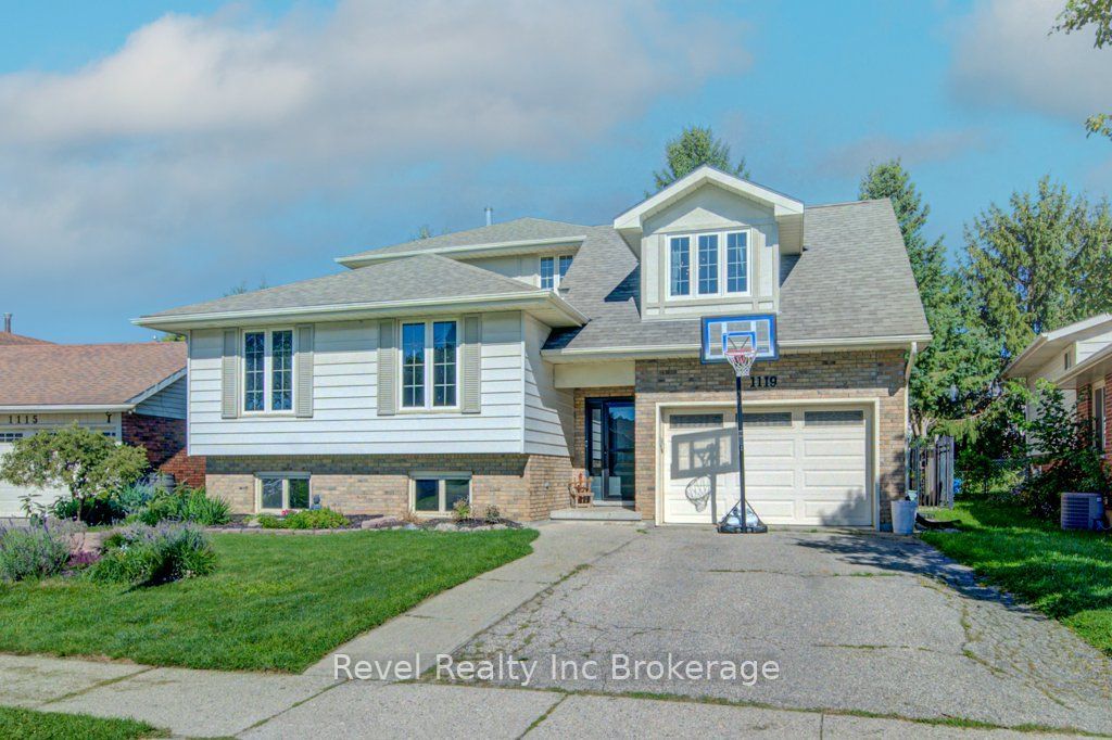 1119 Mohawk Street, Woodstock, ON N4T 1A6 photo 2